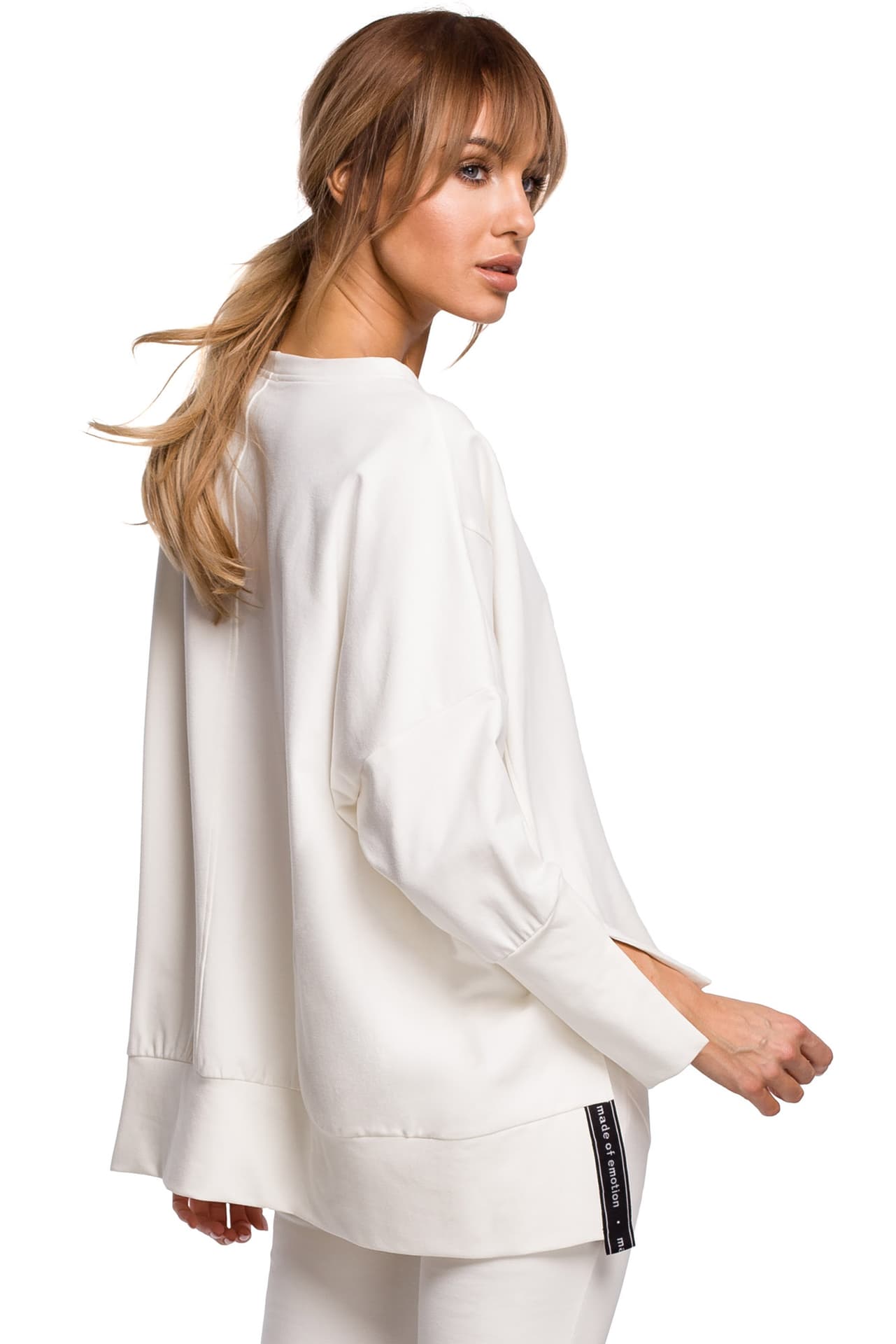 

M491 Bluza z rozcięciami na bokach i lampasem - ecru (kolor ecru, rozmiar 2XL/3XL)