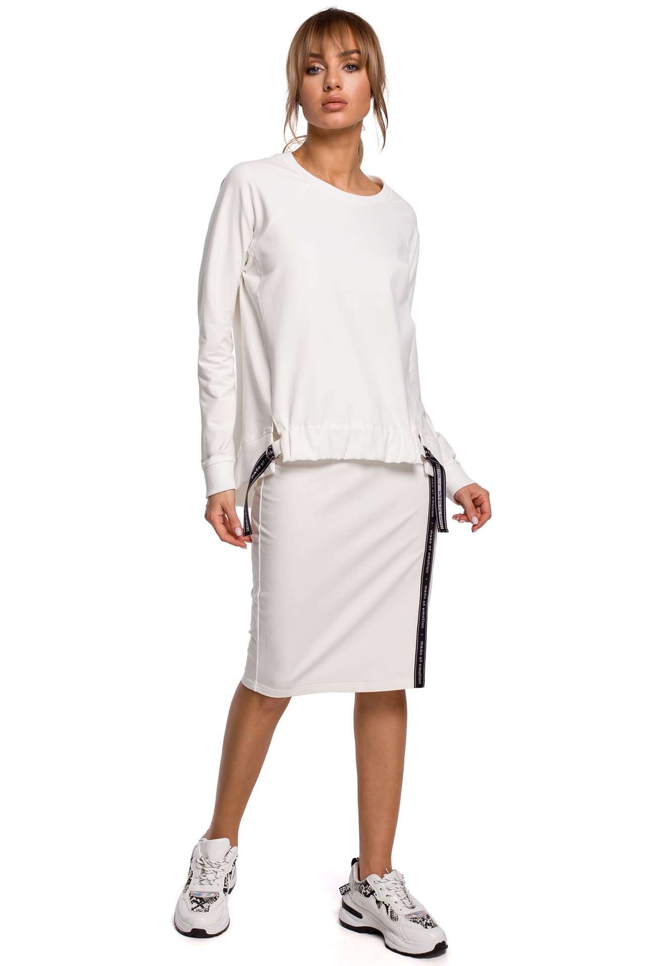 

M492 Bluza z klamerkami i lampasami na przodzie - ecru (kolor ecru, rozmiar XL)