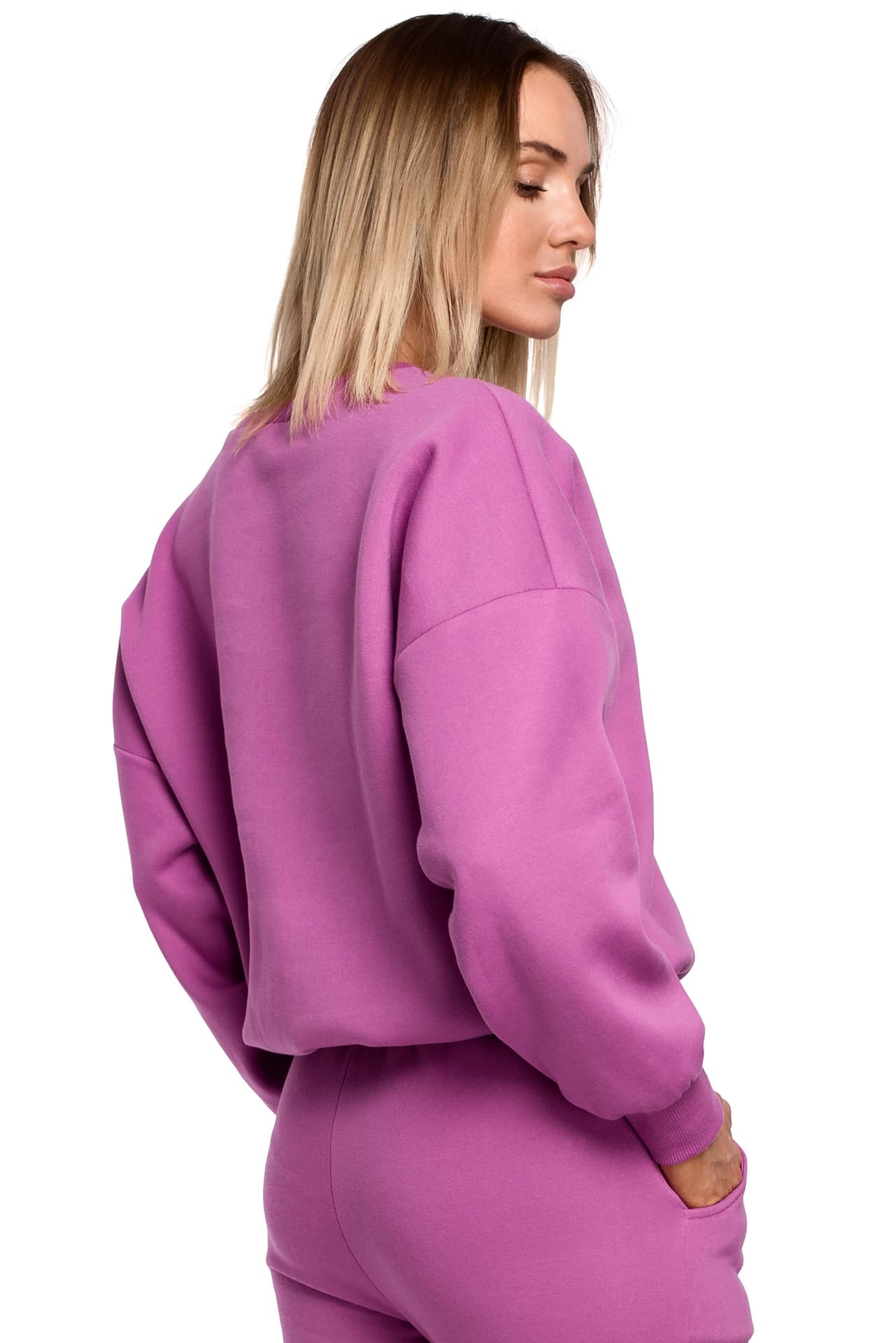 

M536 Bluza szeroka z haftem - lawendowa (kolor Lawenda, rozmiar L/XL)