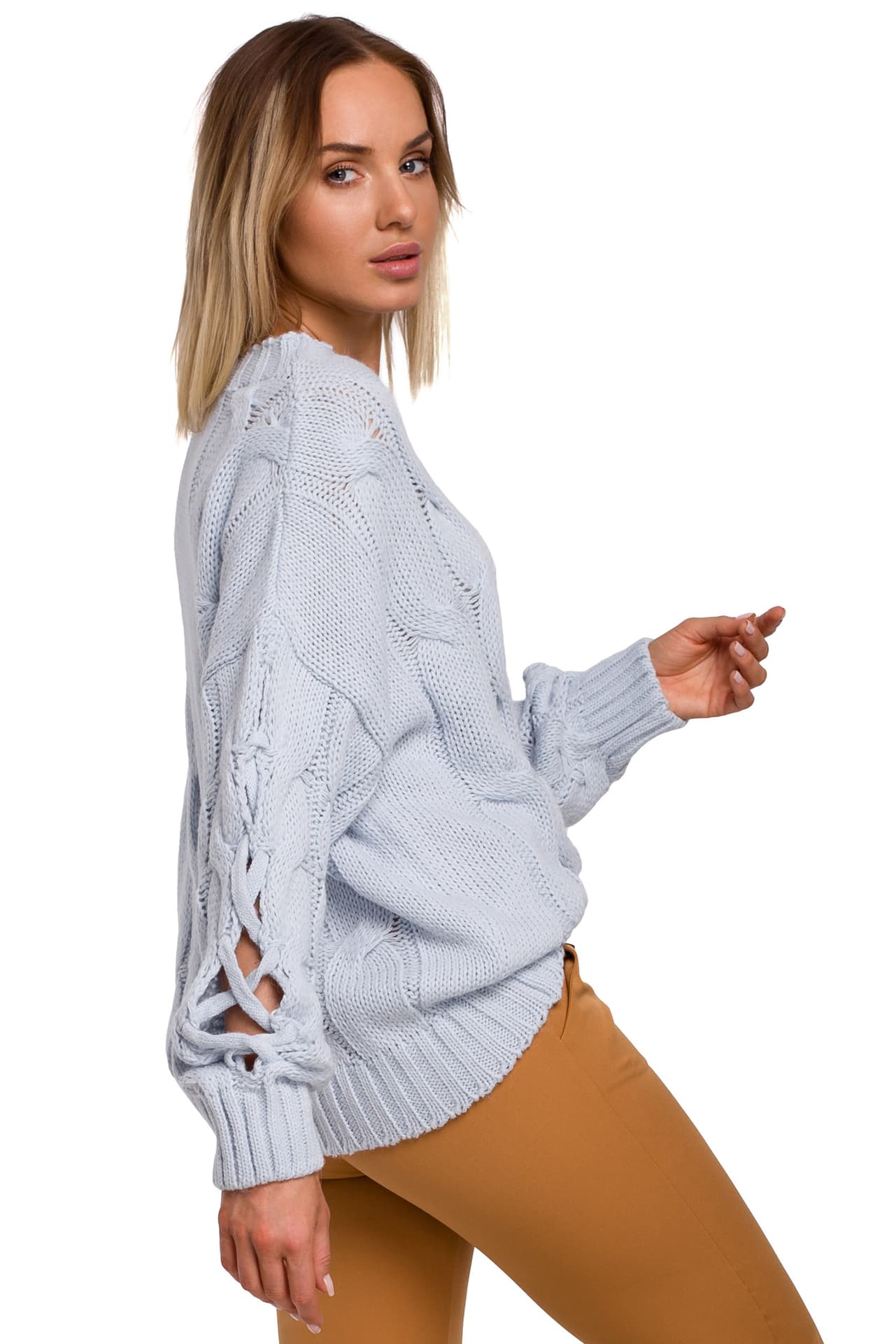 

M539 Sweter z dziurami na rękawach - błękitny (kolor błękit, rozmiar L/XL)