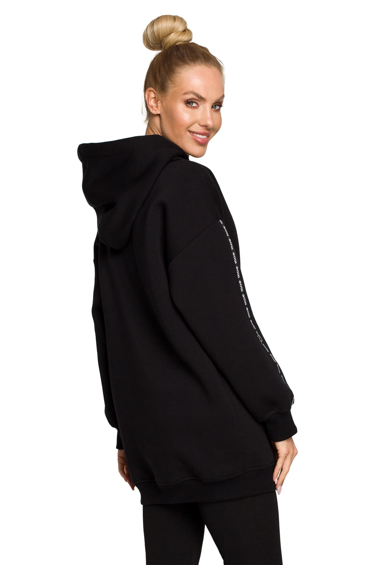 

M696 Bluza z kapturem i ozdobnymi lampasami - czarna (kolor czarny, rozmiar M)