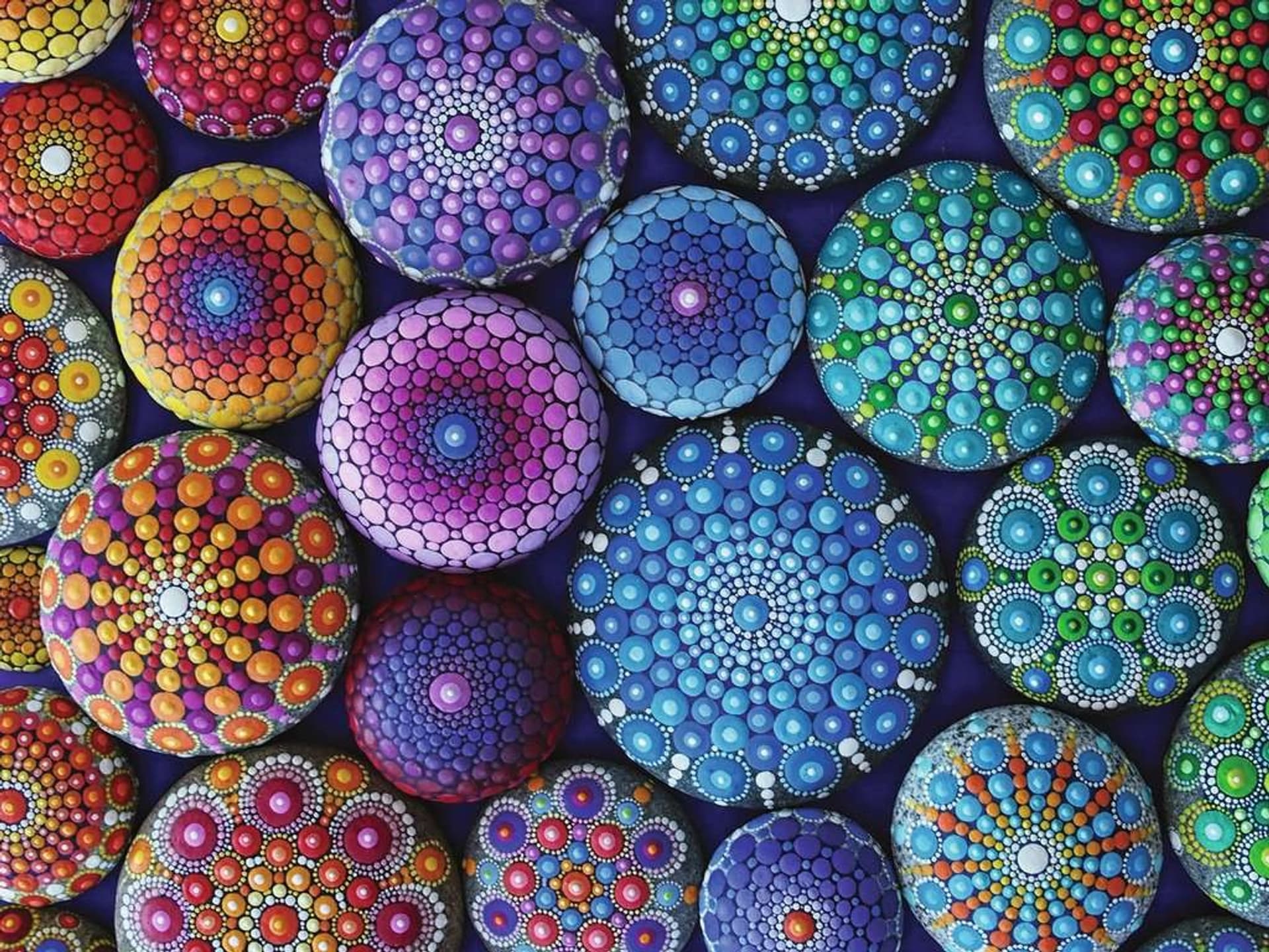 

Puzzle 1500 elementów Kolorowe kamienie