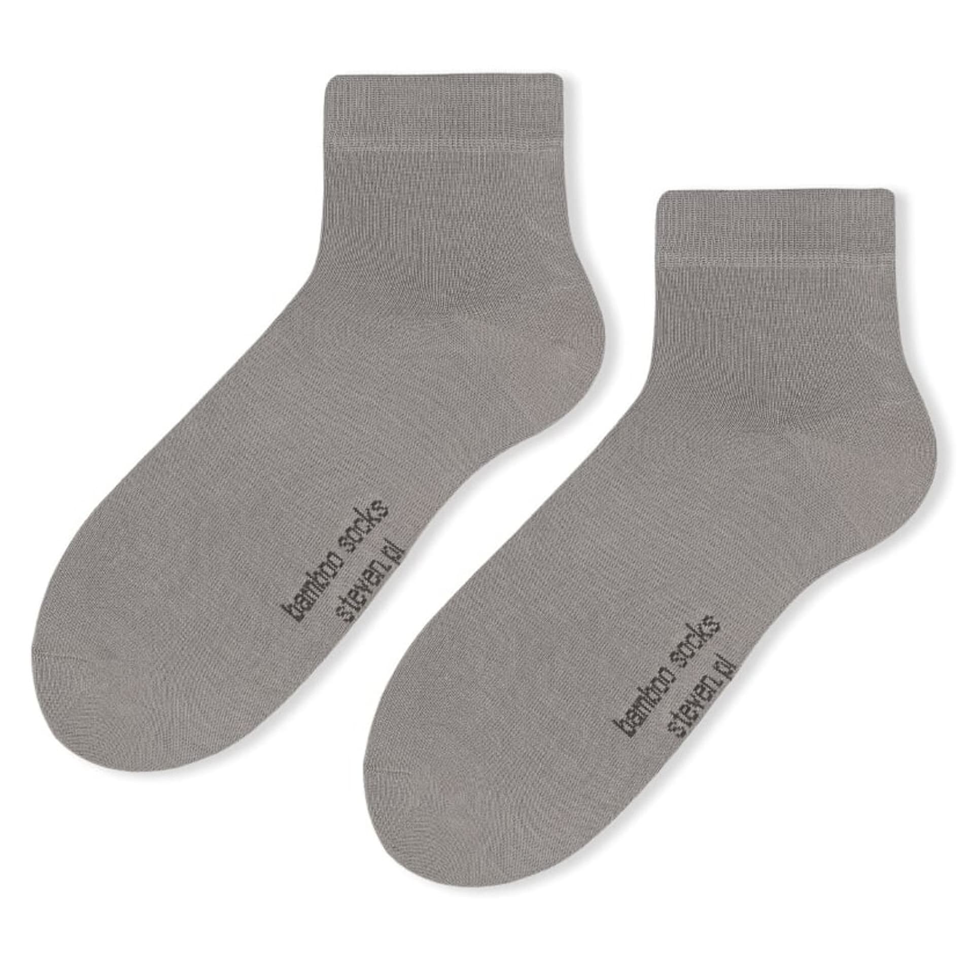 

SKARPETY STEVEN 028 (kolor biały, rozmiar 41-43)