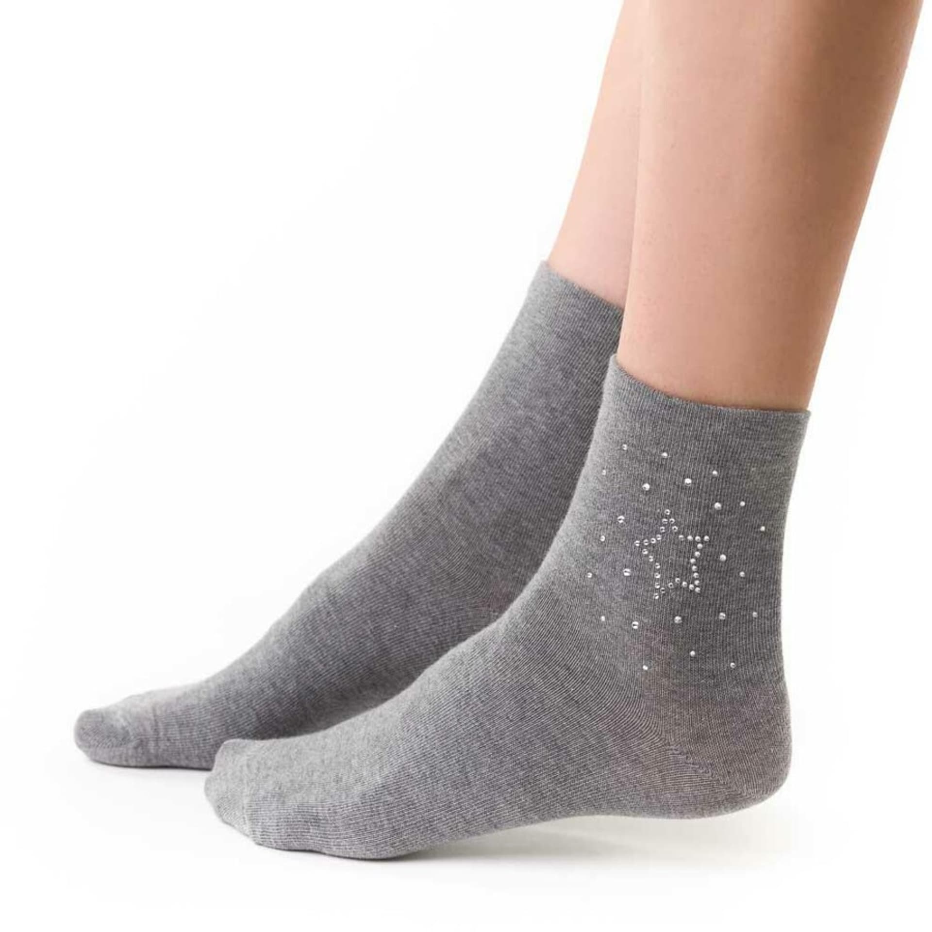 

SKARPETY STEVEN 066 APLIKACJA COMET (kolor czarny, rozmiar 38-40)