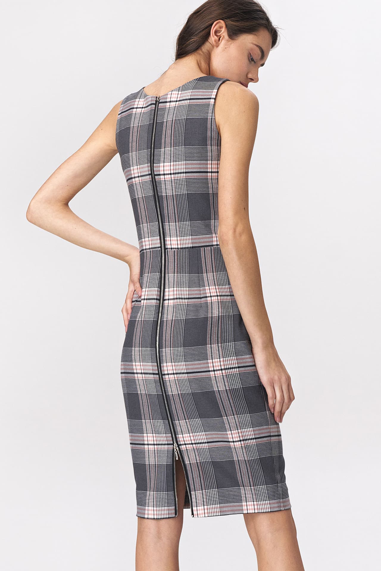 

Szara sukienka mini w kratę - S139 (kolor krata, rozmiar 34)