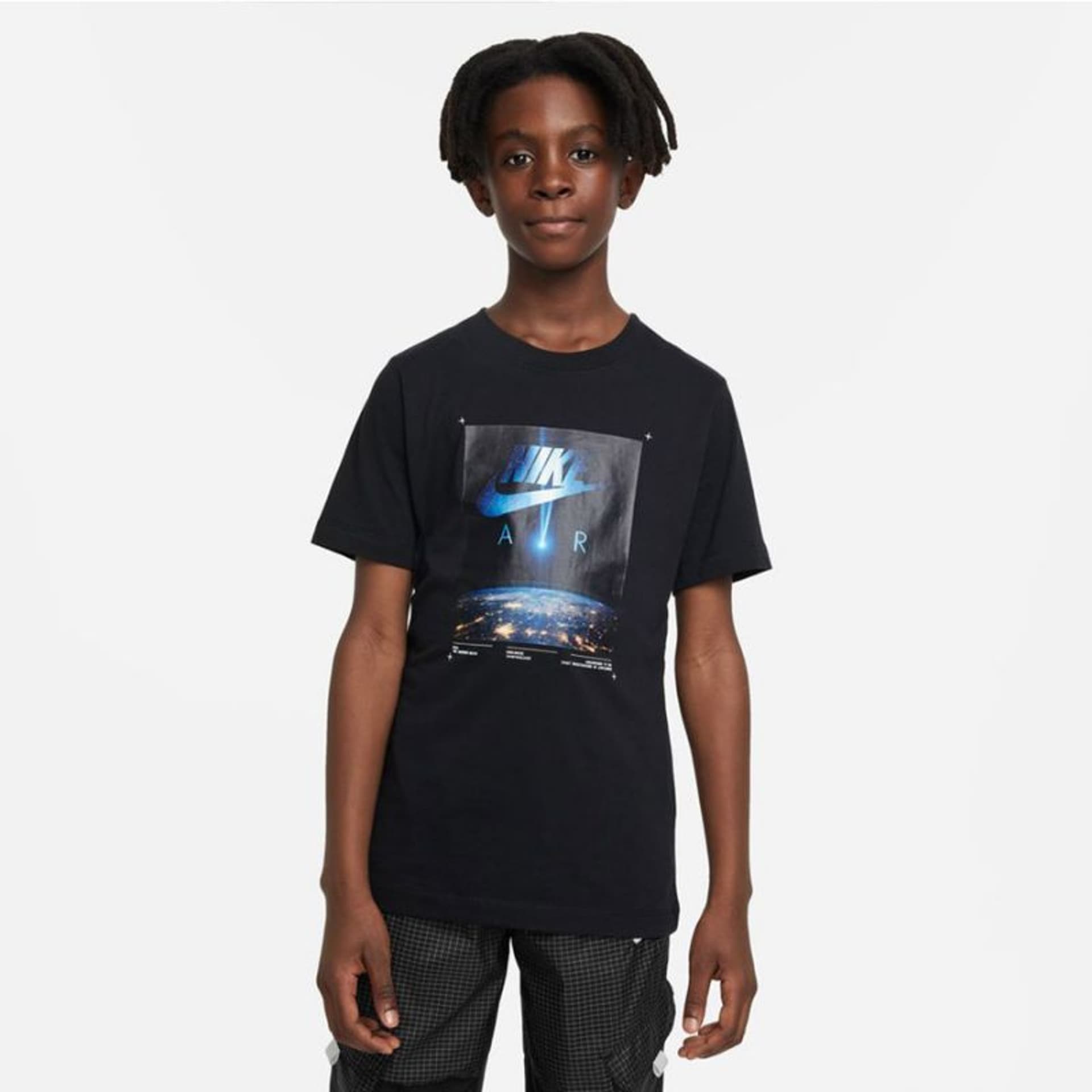 

Koszulka Nike Sportswear Jr DX9512 (kolor Czarny, rozmiar S (128-137))