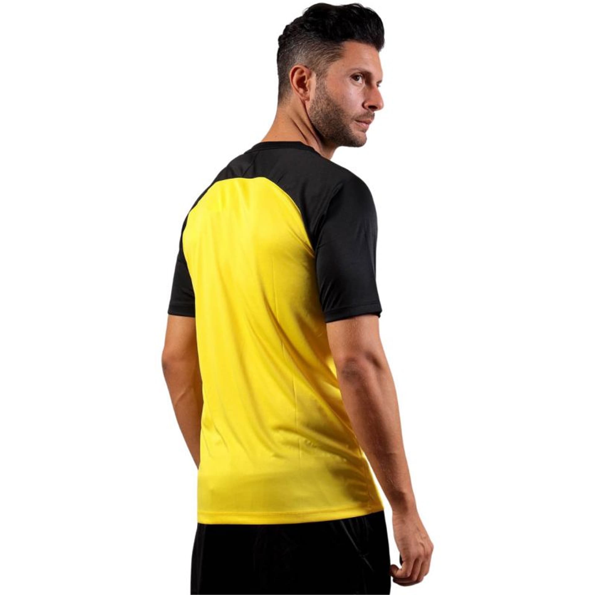 

Koszulka Givova Capo MC M MAC03 (kolor Czarny. Żółty, rozmiar XL)