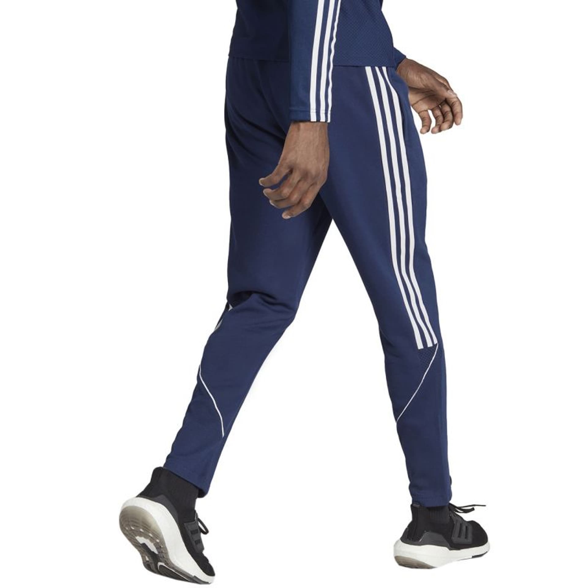 

Spodnie adidas Tiro 23 League Sweat Tracksuit M (kolor Granatowy, rozmiar M)