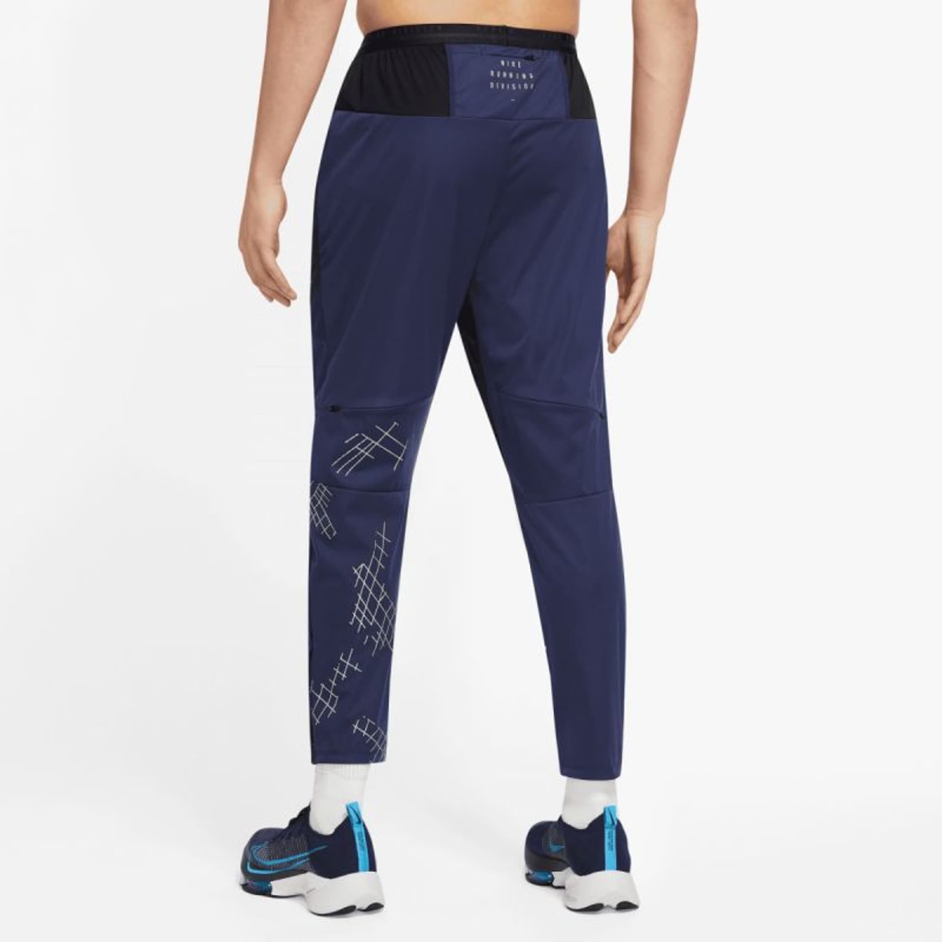 

Spodnie Nike Storm-FIT Run Division Phenom Elite M DQ6536 (kolor Granatowy, rozmiar M)