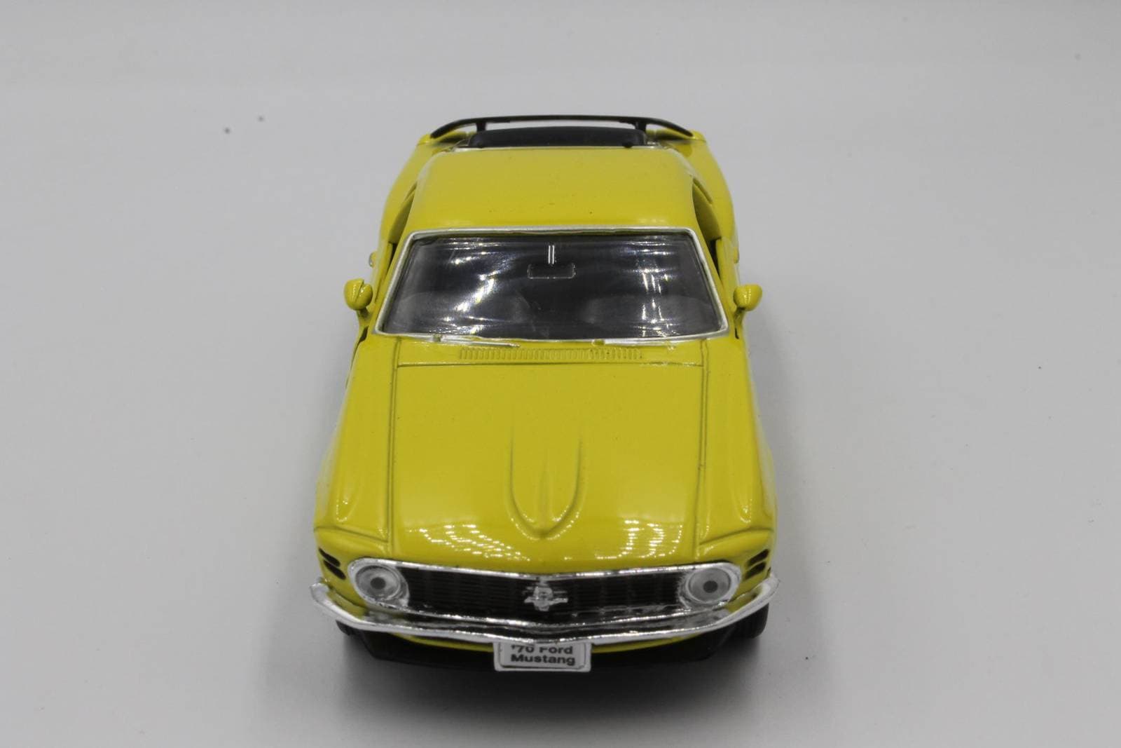 

SAMOCHÓD METALOWY WELLY 1970 Ford Mustang Boss 302