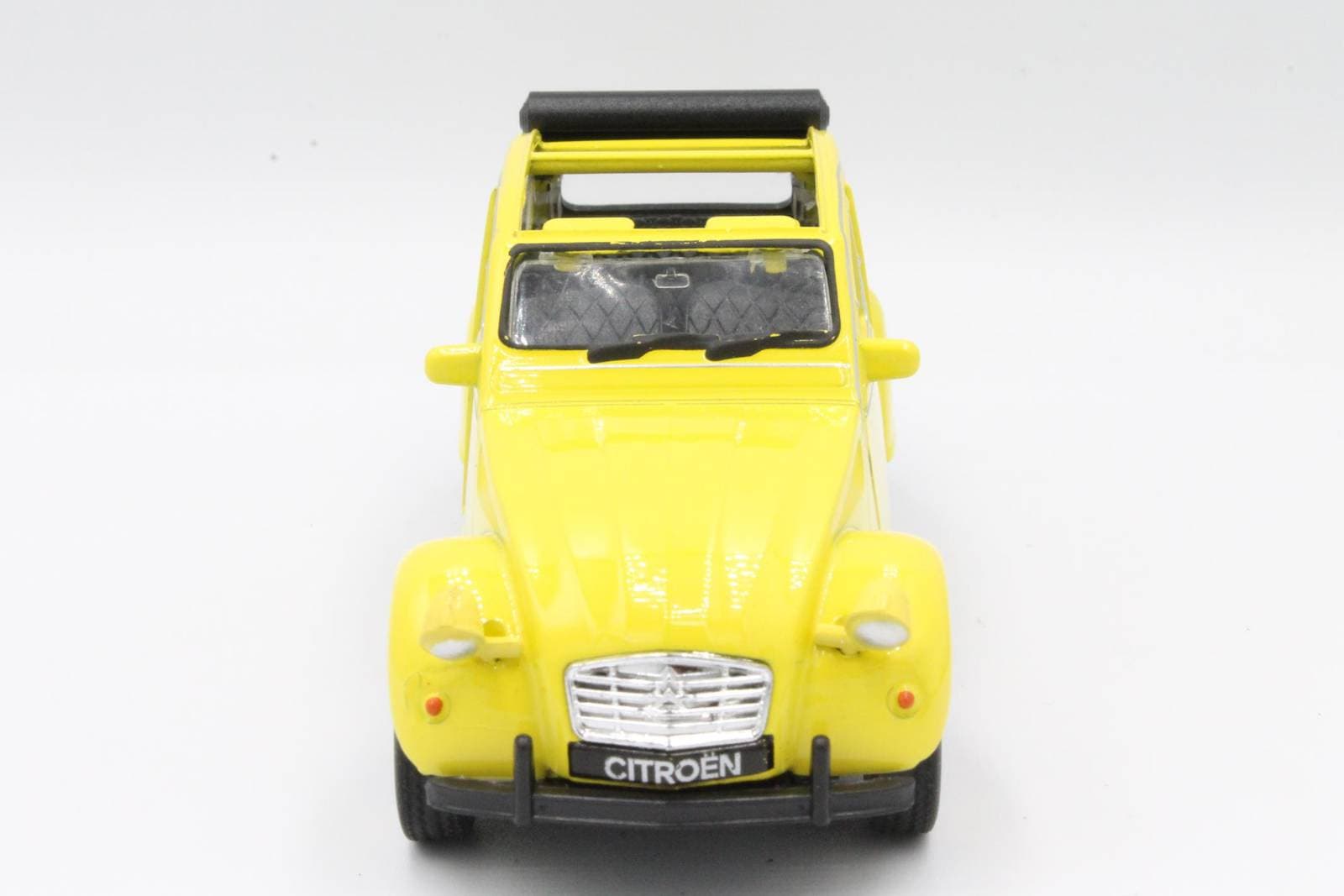 

METALOWE AUTO SAMOCHÓD METAL WELLY CITROEN 2CV