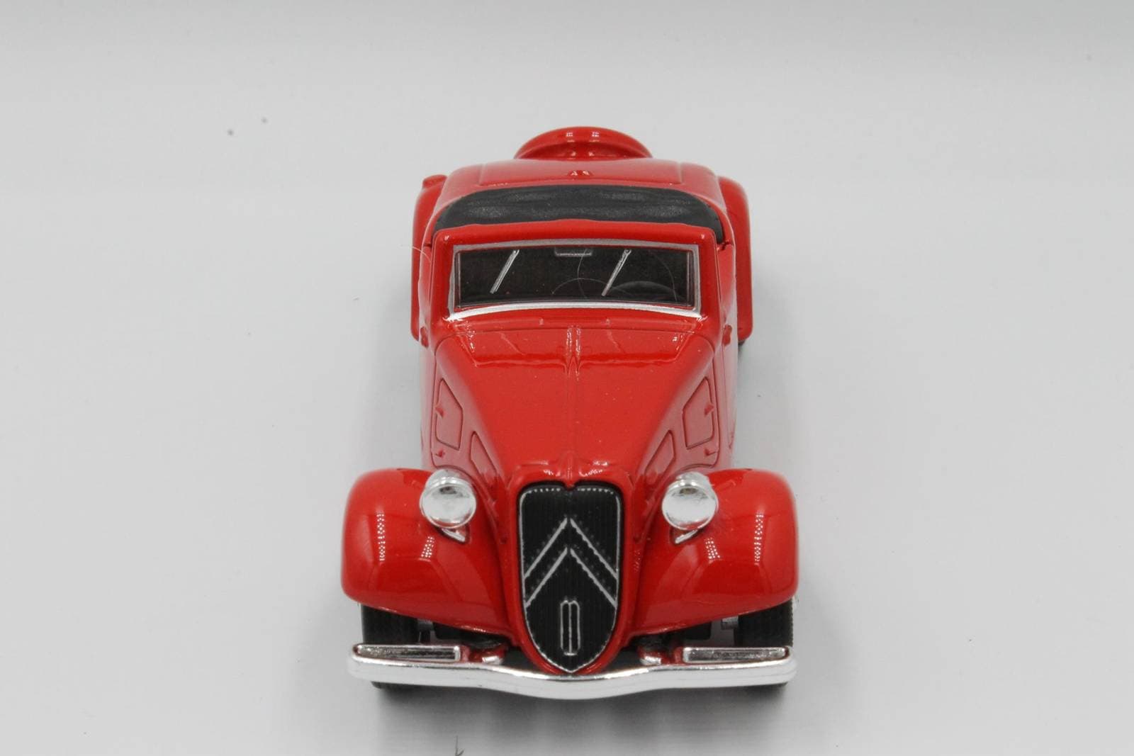 

METALOWE AUTO WELLY 1939 CITROEN 11B Avant Cabrio