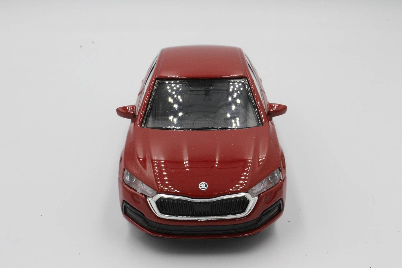 

SAMOCHÓD METALOWY AUTO WELLY Skoda Octavia New