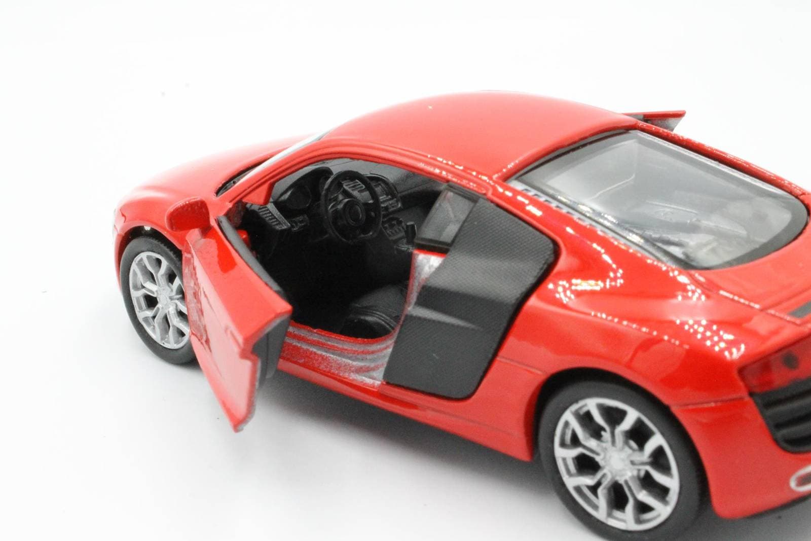 

SAMOCHÓD METALOWY AUTO WELLY 2009 Audi R8 Coup V10