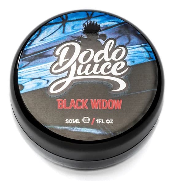

Dodo Juice Black Widow 30ml - wosk hybrydowy przeznaczony do czarnych, ciemnych lakierów