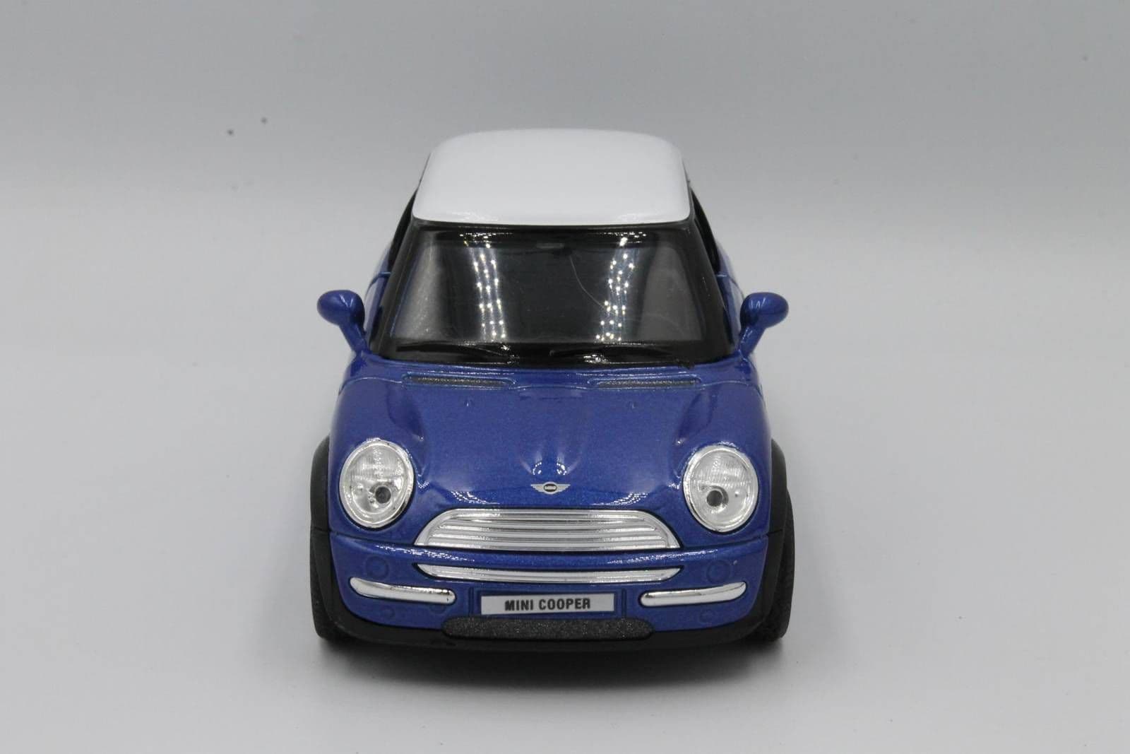 

MODEL METALOWY WELLY AUTO METAL MINI COOPER 1:34