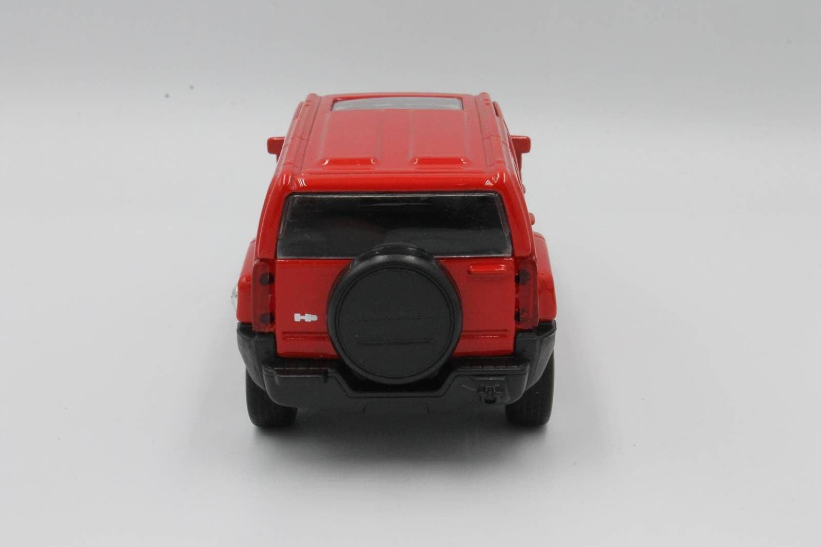 

MODEL METALOWY WELLY AUTO HUMMER H3 1:34