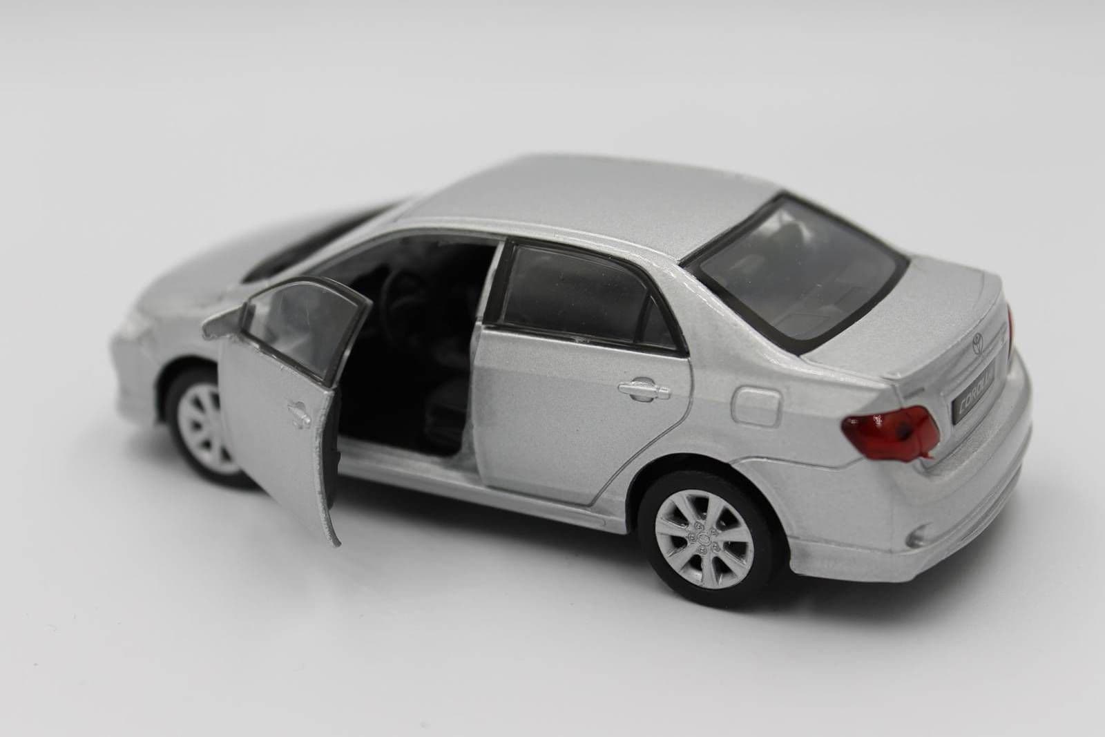 

MODEL METALOWY WELLY AUTO 2009 Toyota Corolla 1:34