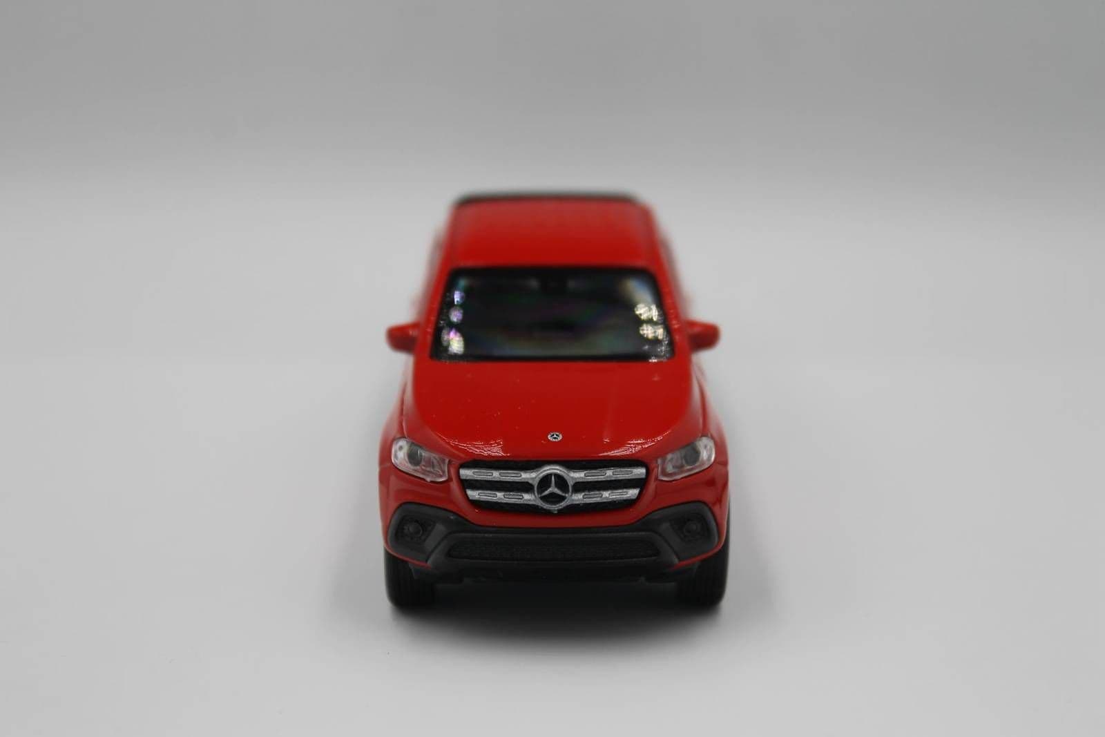 

MODEL METALOWY WELLY Mercedes-Benz X-Class 1:34
