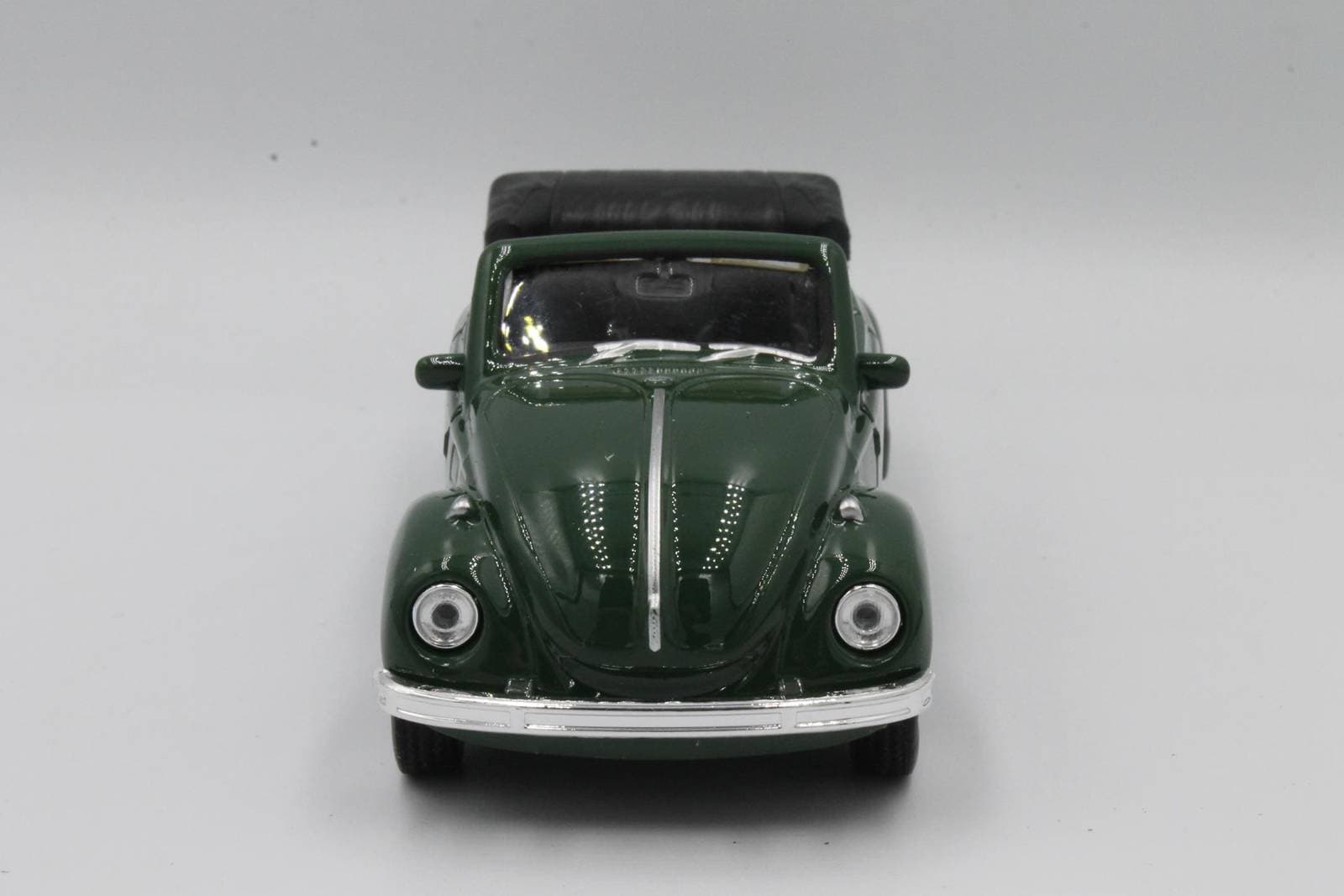 

MODEL METALOWY WELLY AUTO Volkswagen Beetle 1:34