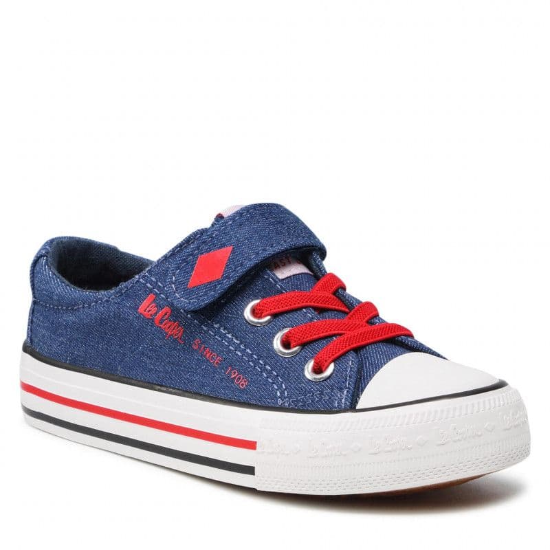 

Trampki Lee Cooper Jr LCW-22-44-0804K (rozmiar 35)