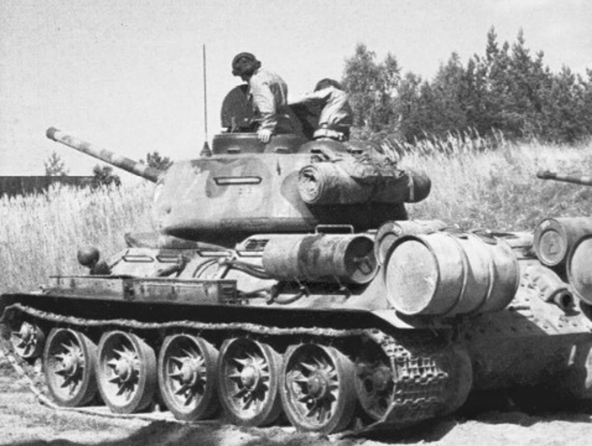 

ITALERI Russian Tank T 3 4/85
