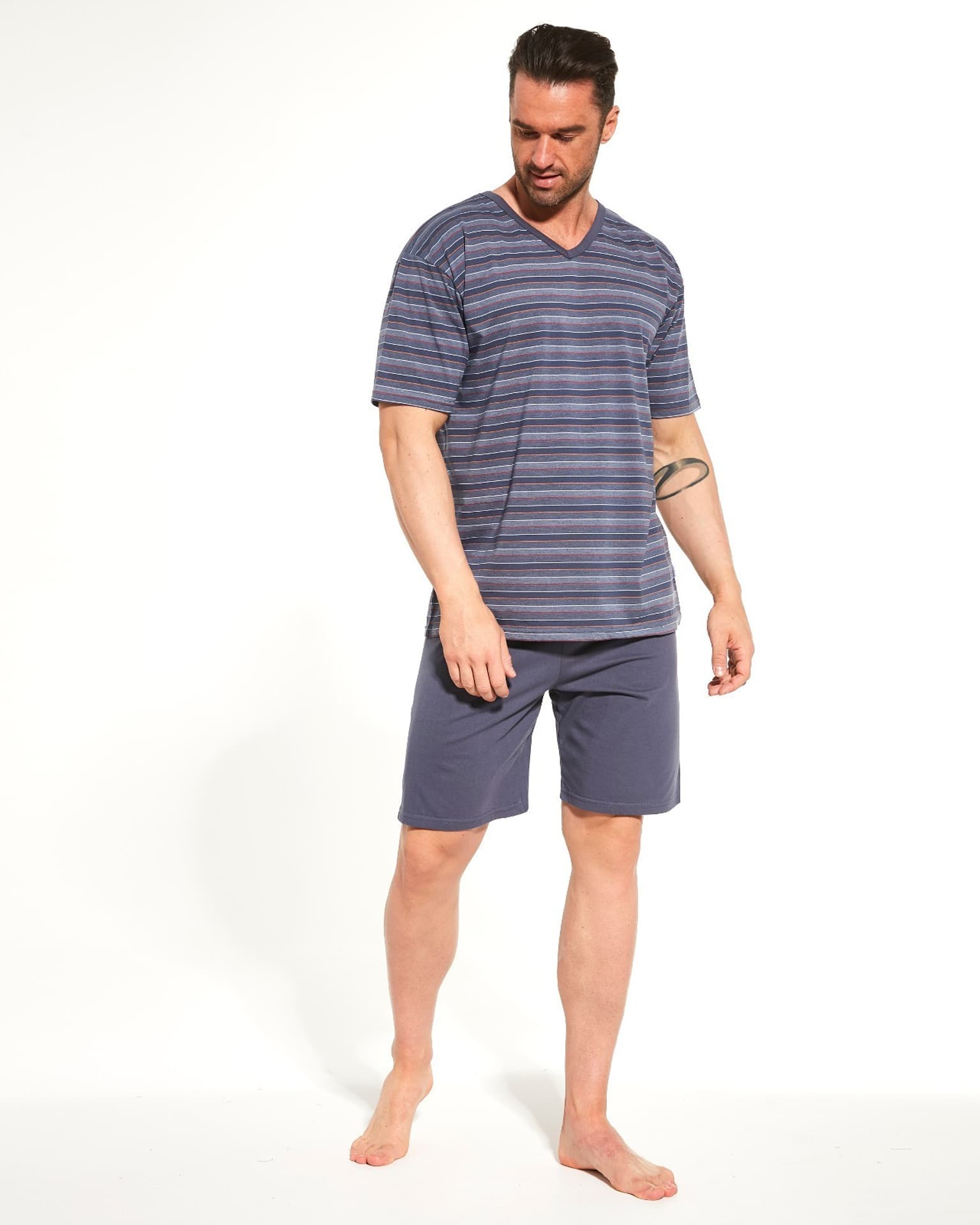 

PIŻAMA MĘSKA VARIOUS 330 KR R.3XL-5XL (kolor mix kolor / mix wzór, rozmiar XXXL)
