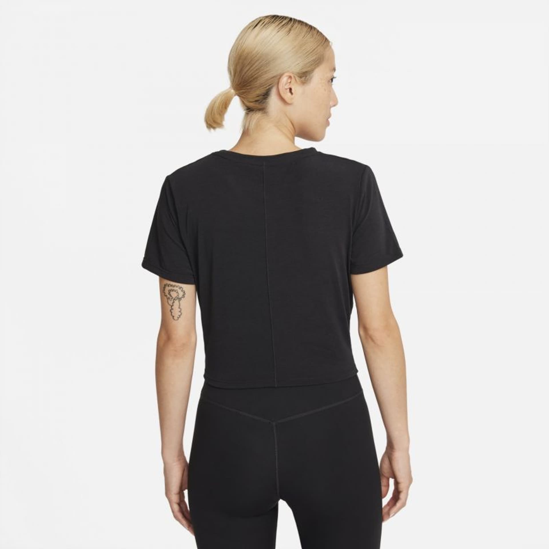 

Koszulka Nike Dri-FIT One Luxe W DD4921 (kolor Czarny, rozmiar S)