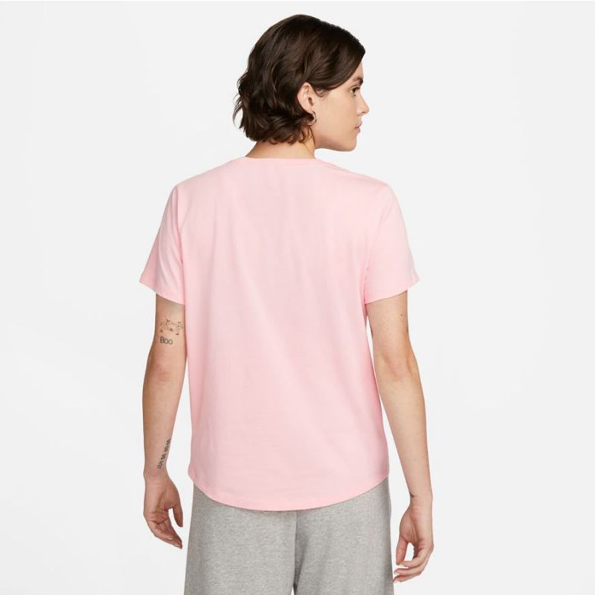 

Koszulka Nike Sportswear Essentials W DX7902 (kolor Różowy, rozmiar S)