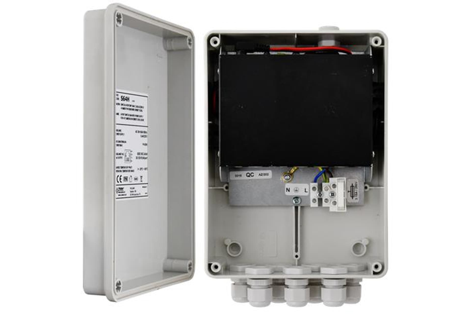 

Pulsar S64H switch 6-portowy POE do 4 kamer IP w obudowie hermetycznej