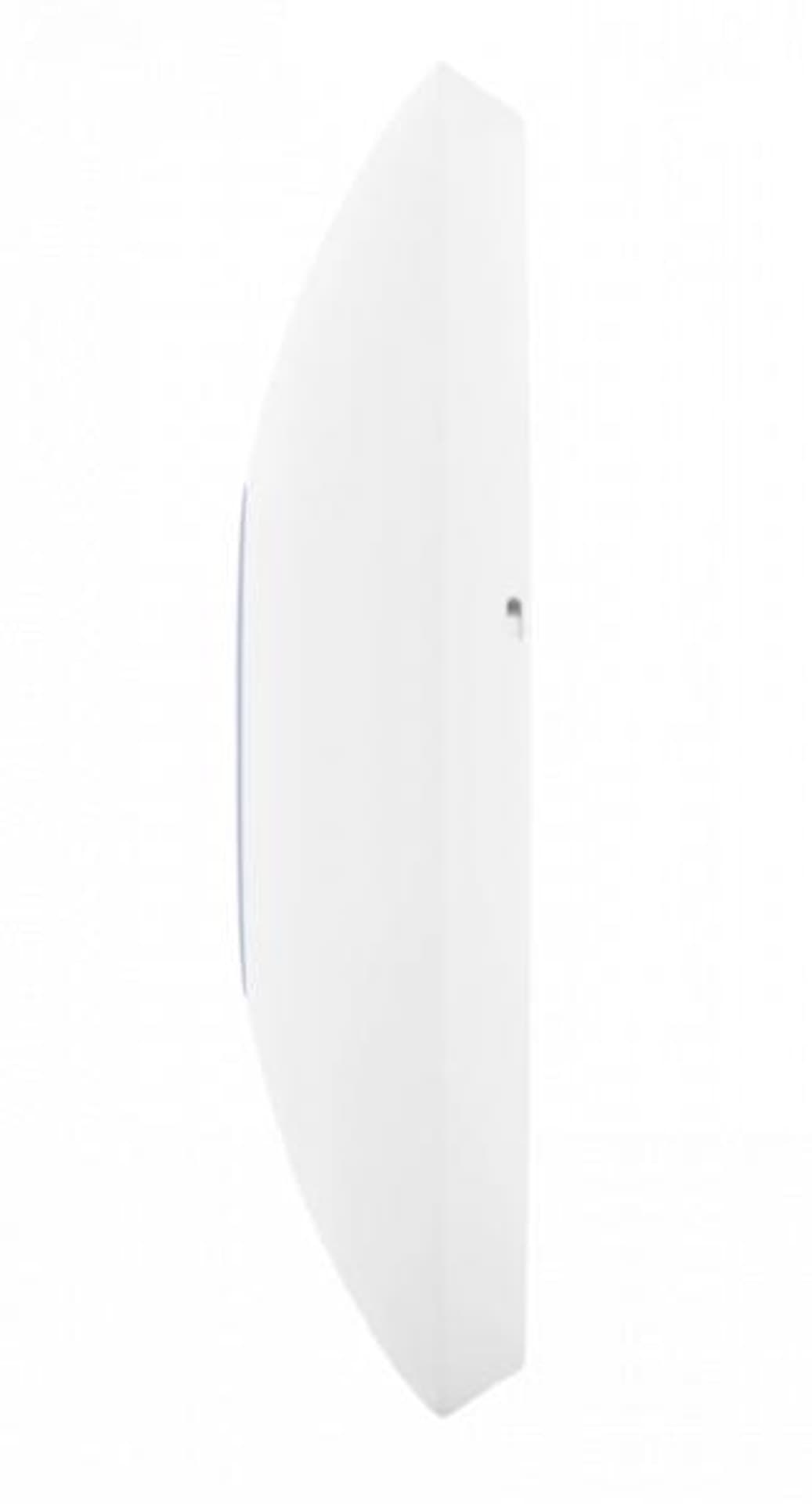 

Ubiquiti UniFi 6 Long Range (U6-LR)
