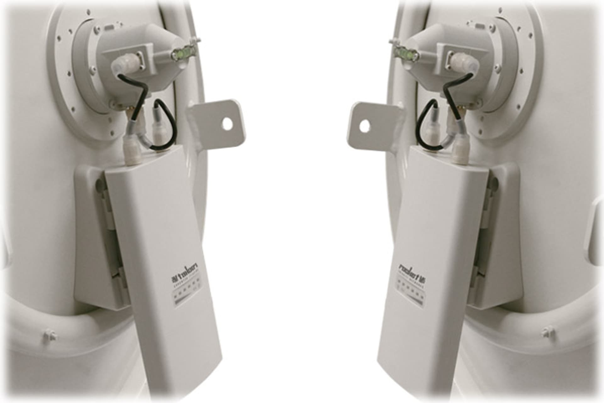 

Ubiquiti RocketLink 30dBi 2x2 MIMO