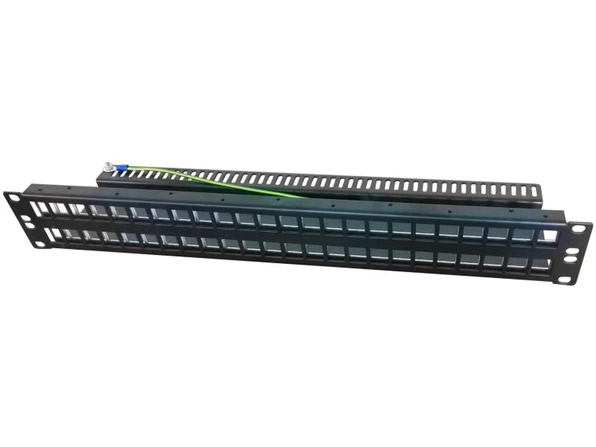 

Patch panel ALANTEC 19 modularny 48 portów 1.5U niewyposażony