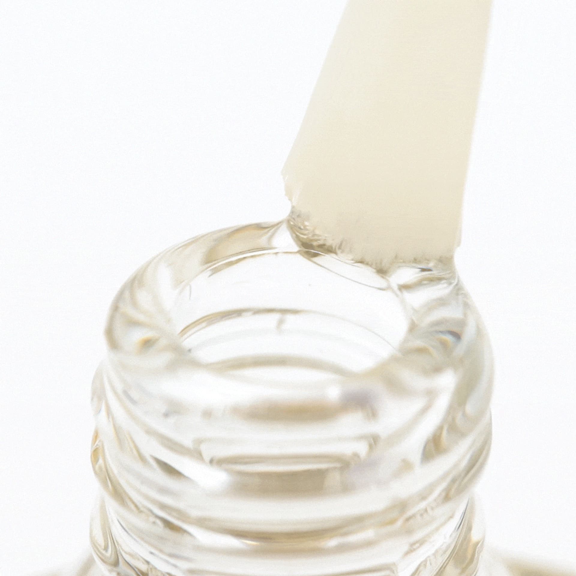 

OCHO NAILS Oliwka do paznokci mango 132 -5 ml