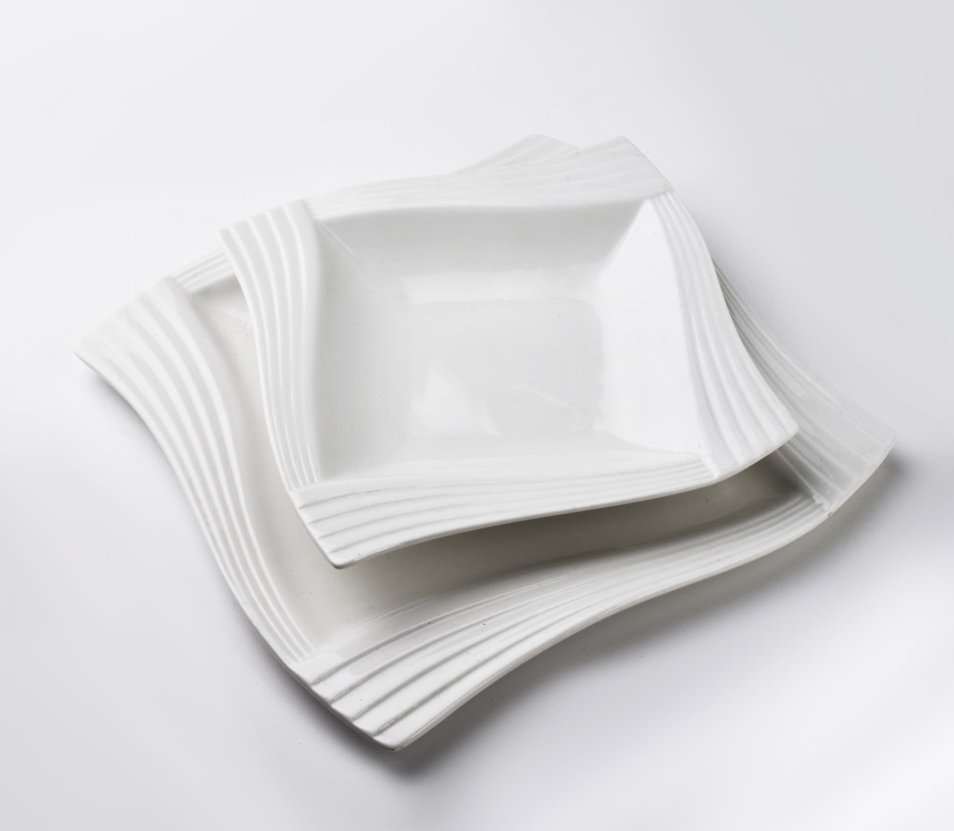 

BASIC Talerz płaski FALA 24x32,5h1,5cm