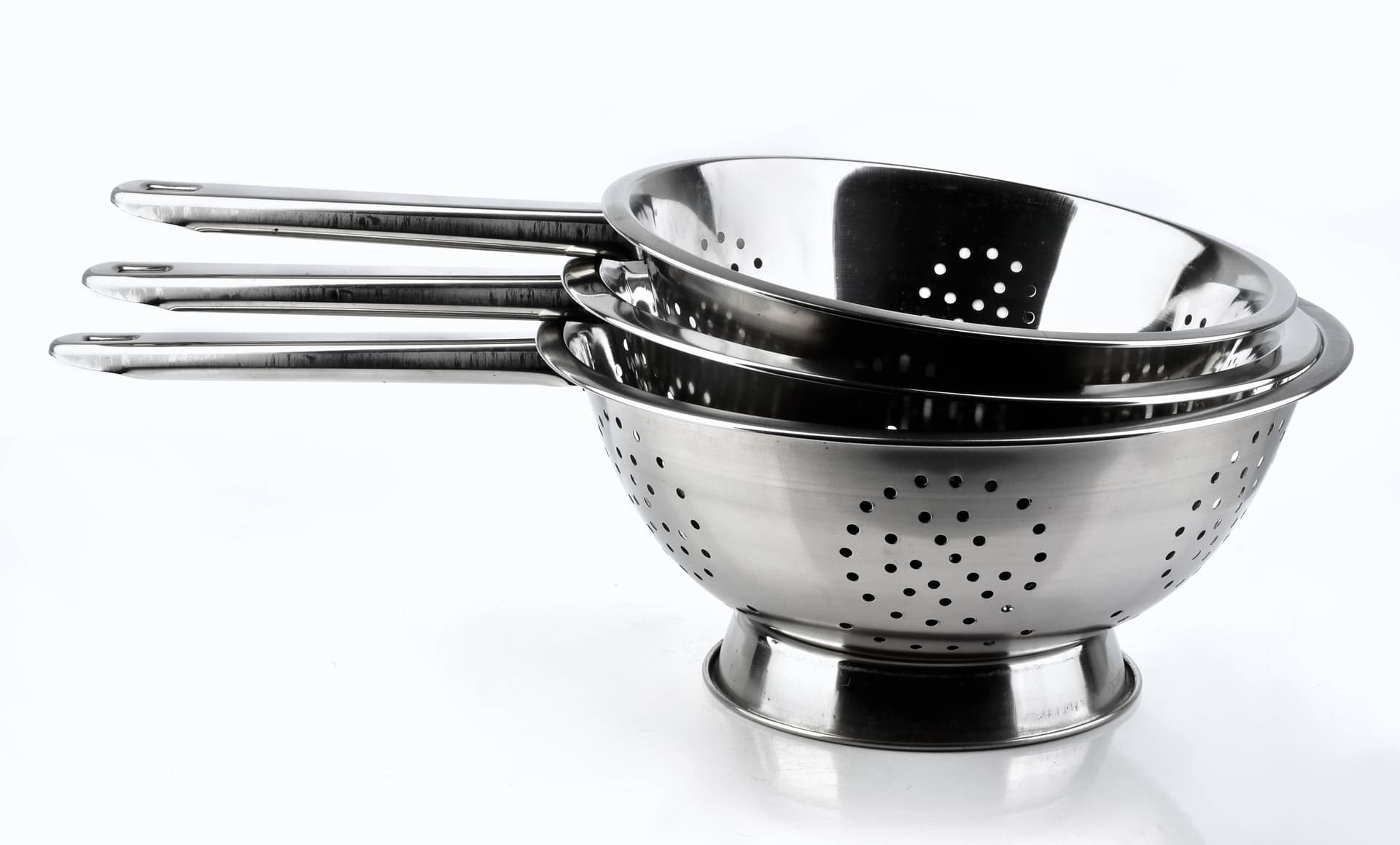 

BASIC KITCHEN Cedzak z rączką 28cm COOKINI