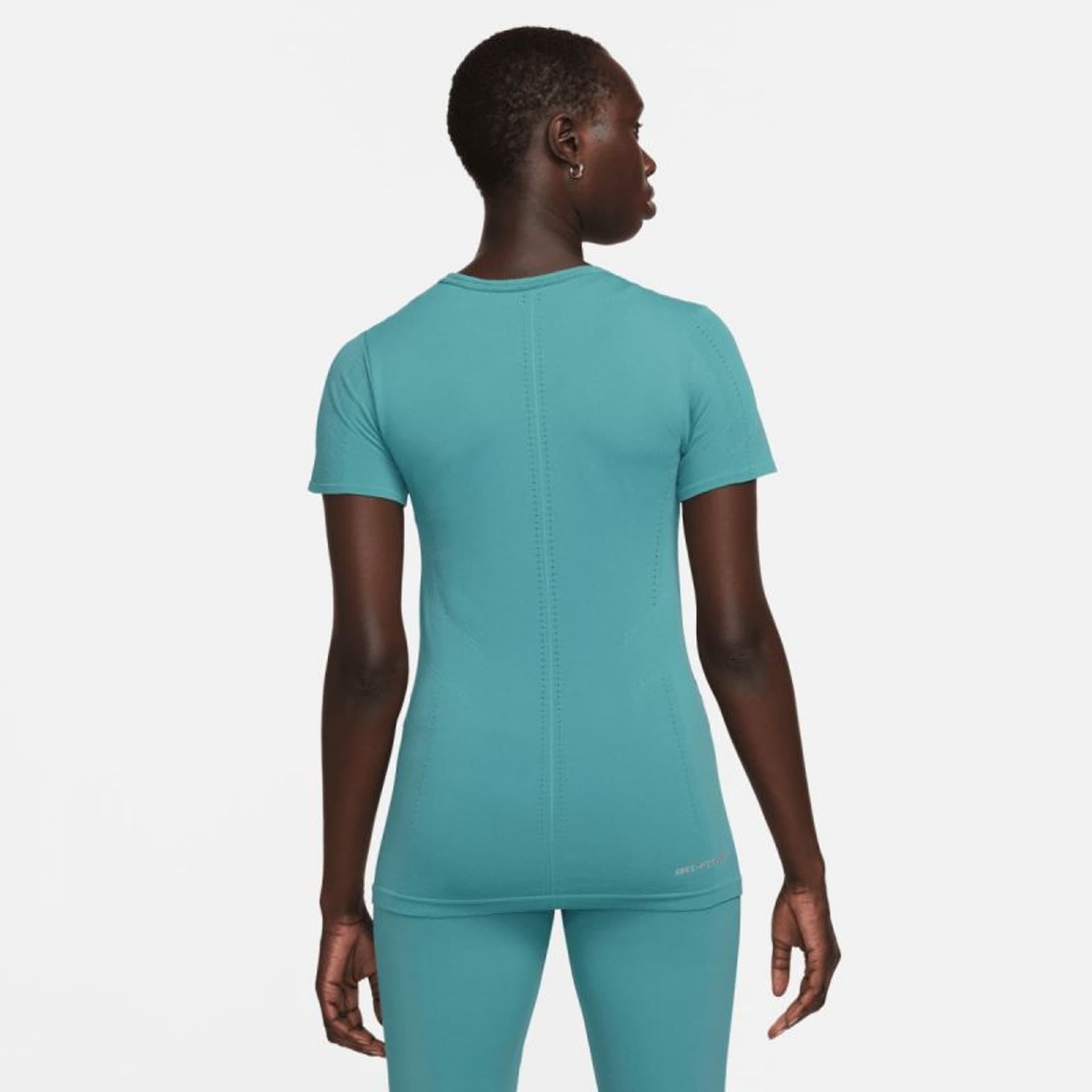 

Koszulka Nike Dri-Fit ADV Aura W DD0588 (kolor Niebieski, rozmiar S)