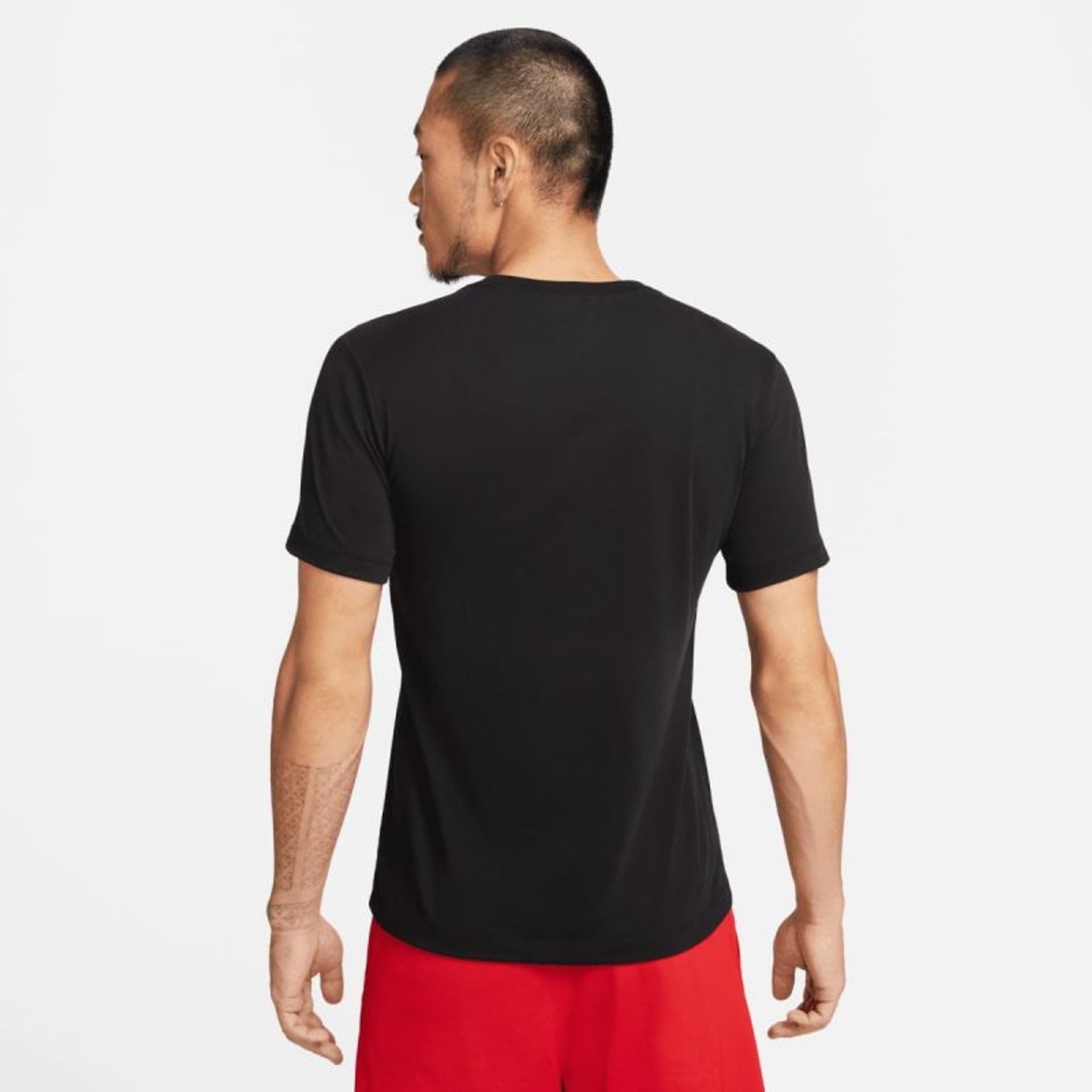 

Koszulka Nike Dri-FIT M DZ2743 (kolor Czarny, rozmiar L)