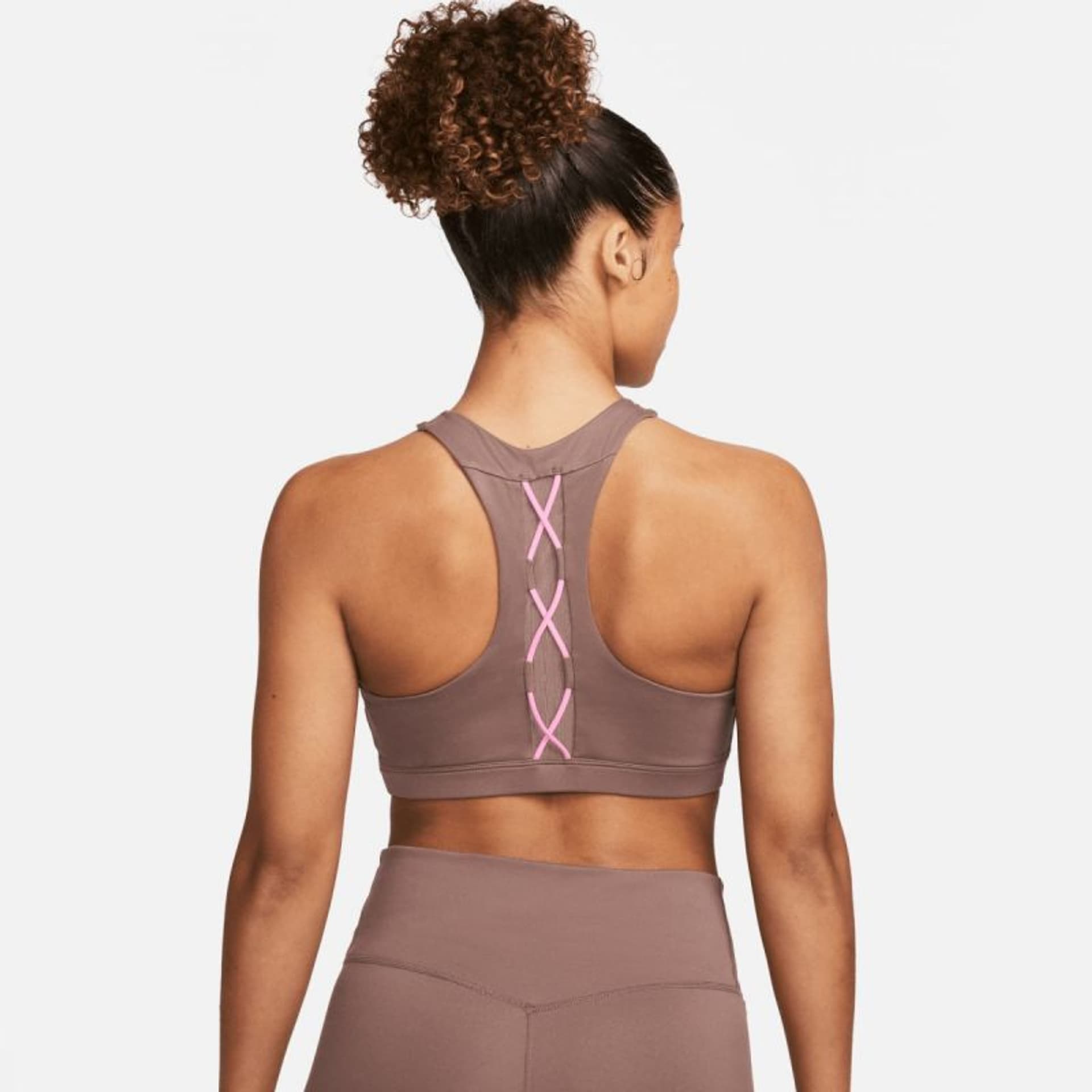 

Stanik sportowy Nike Indy W DV9957 (kolor Brązowy, rozmiar XS)