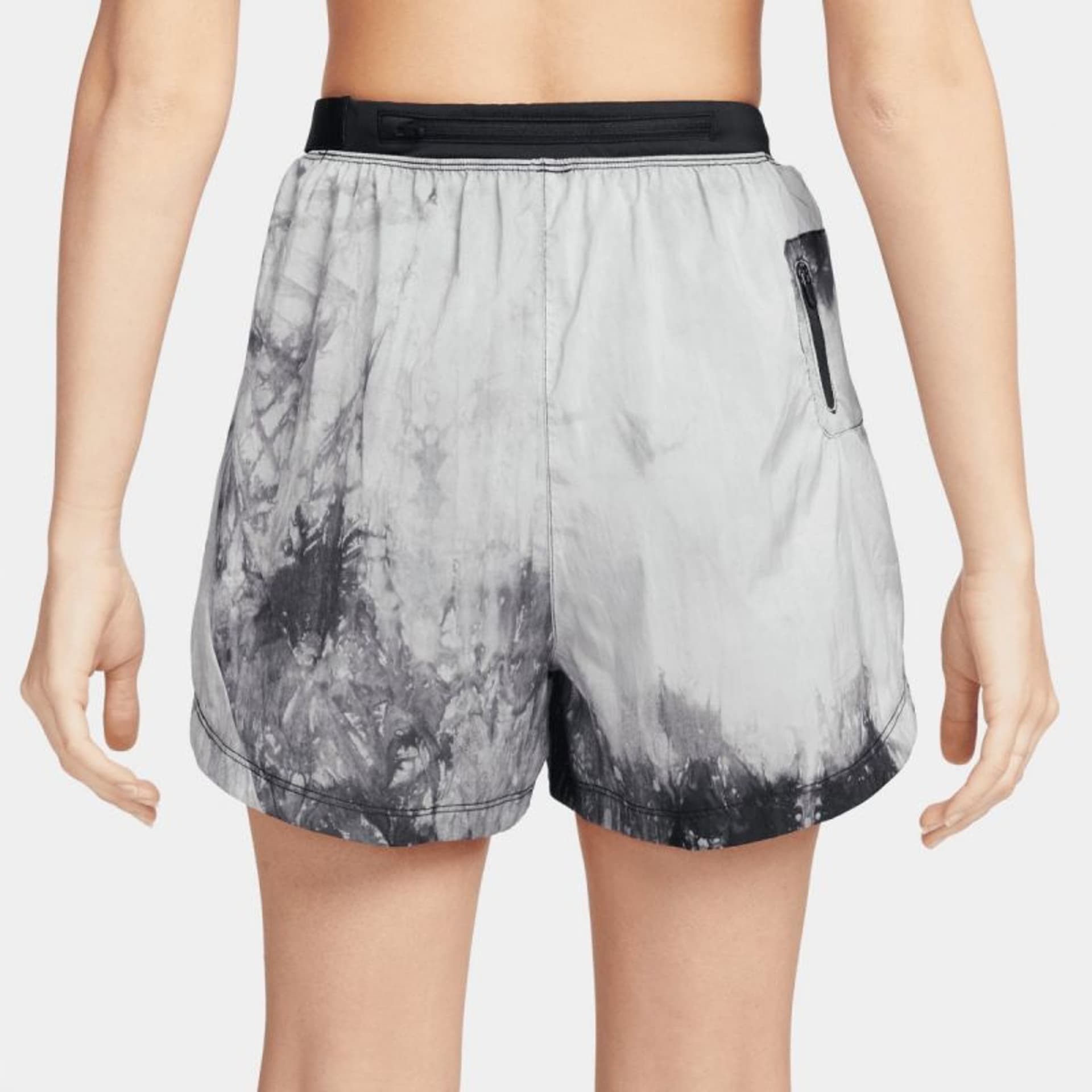 

Spodenki Nike Dri-FIT Repel W DX1021 (kolor Szary/Srebrny, rozmiar XS)