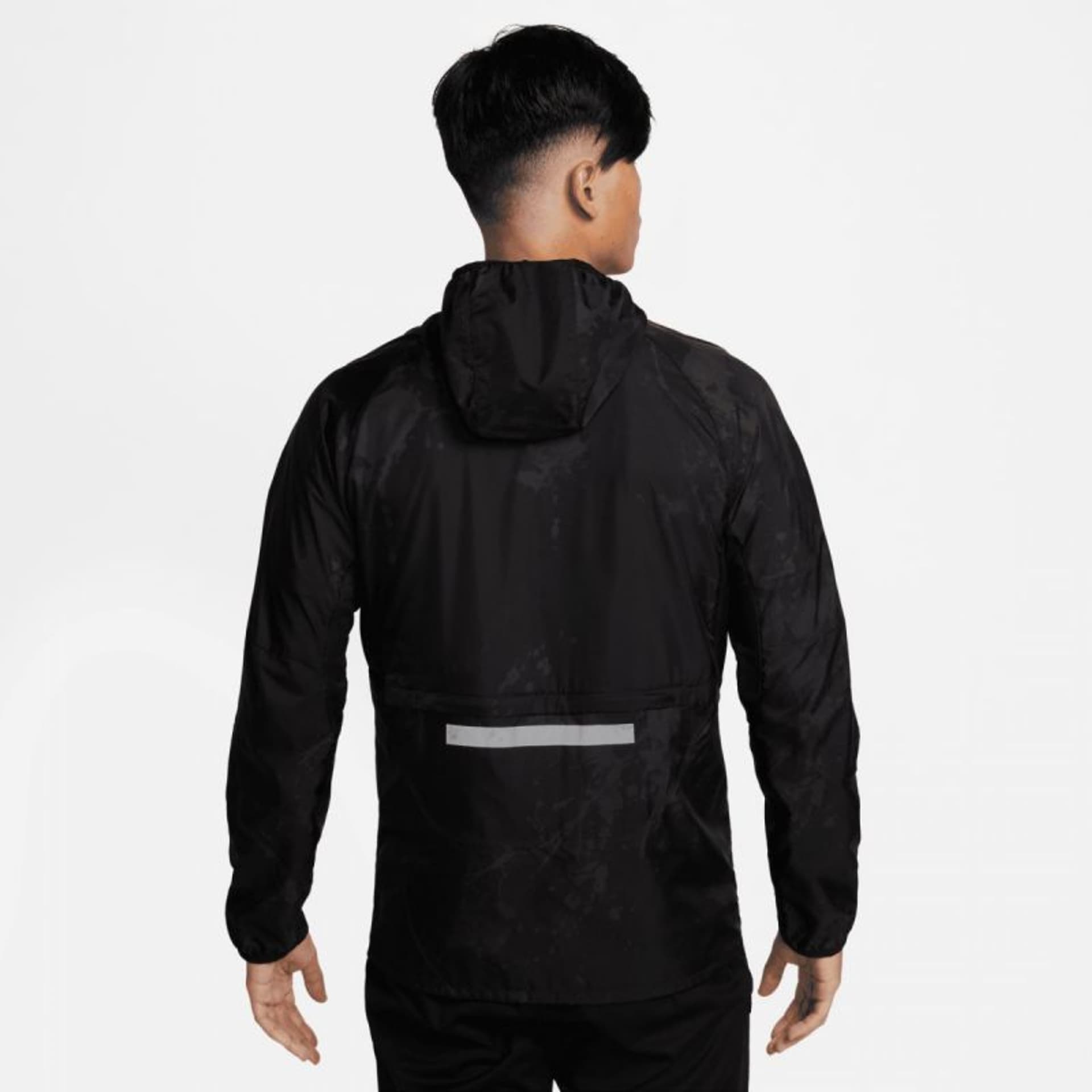 

Kurtka Nike Repel Run Division M DV9278 (kolor Czarny, rozmiar S)