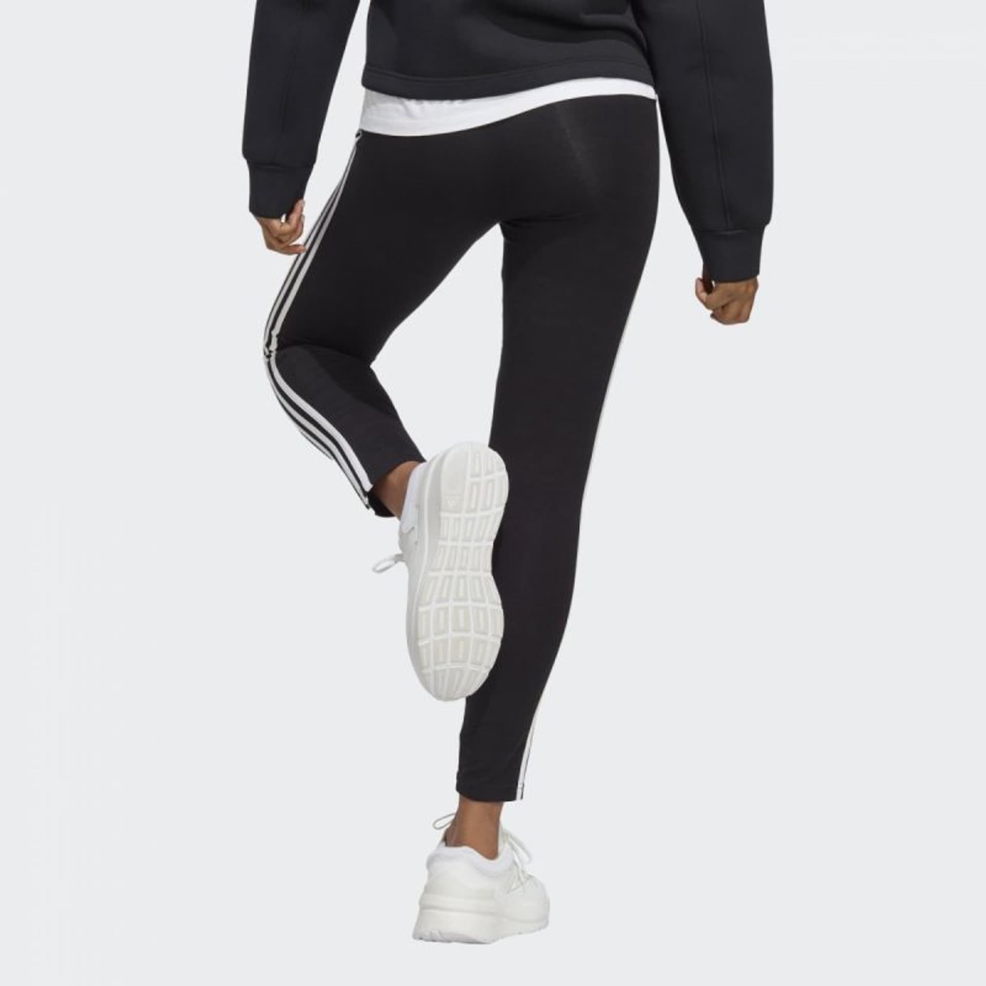 

Legginsy adidas Essentials 3-Stripes High-Waisted Single Jersey Leggings W (kolor Czarny, rozmiar S)