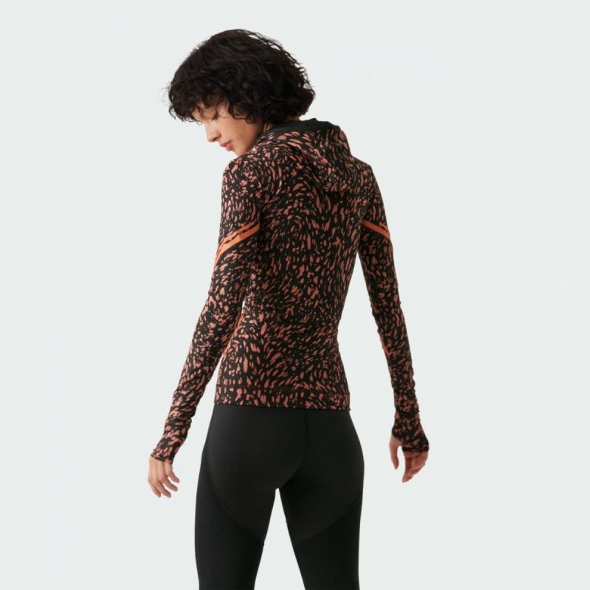 

Koszulka adidas by Stella McCartney TruePace Longsleeve Top W (kolor Czarny. Pomarańczowy, rozmiar XS)