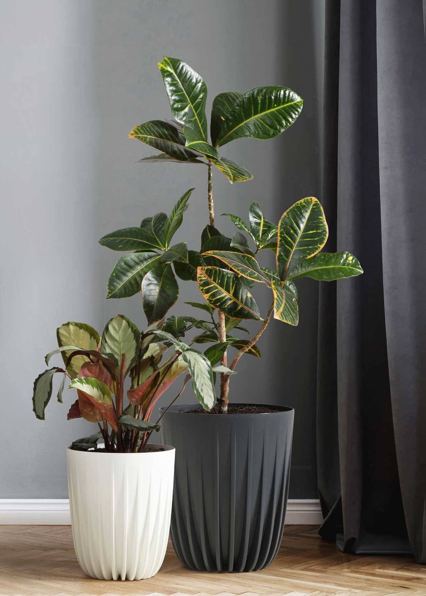 

Donica Stripped ECO recykling biała 39xh46 cm