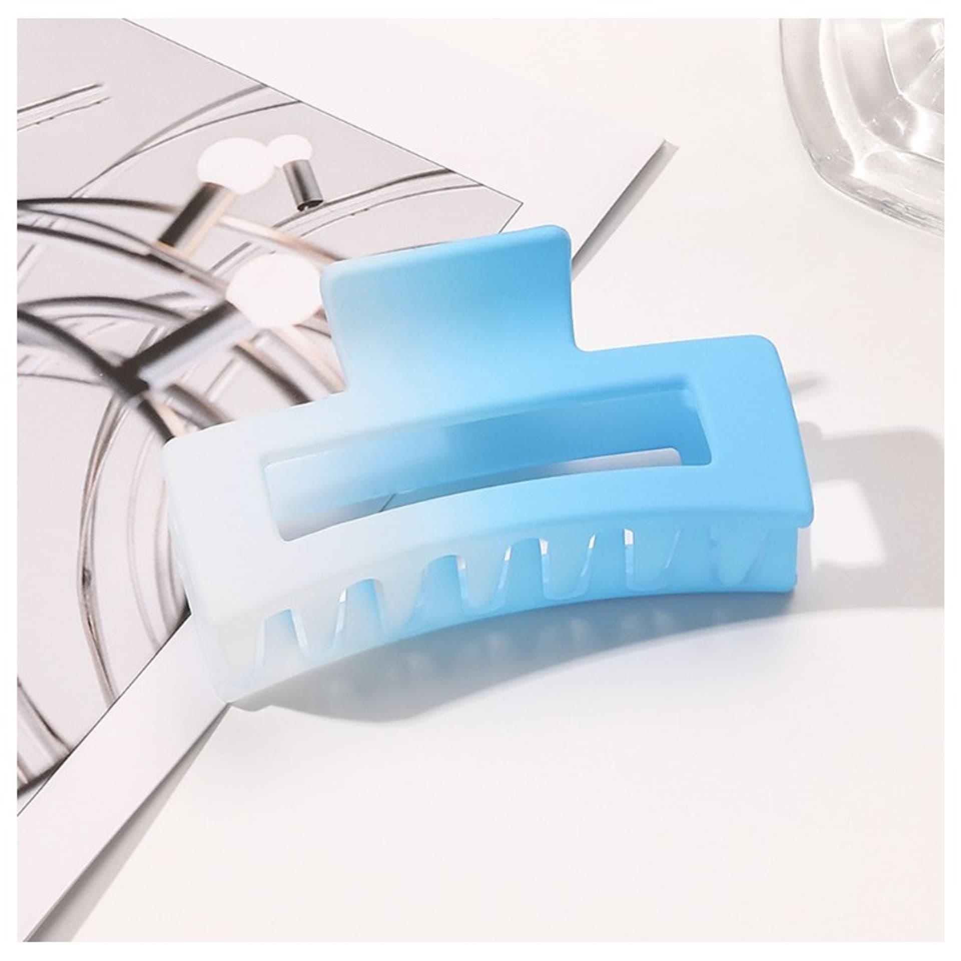 

Spinka do włosów klamra XL ombre niebieska 8,5 cm SP147N