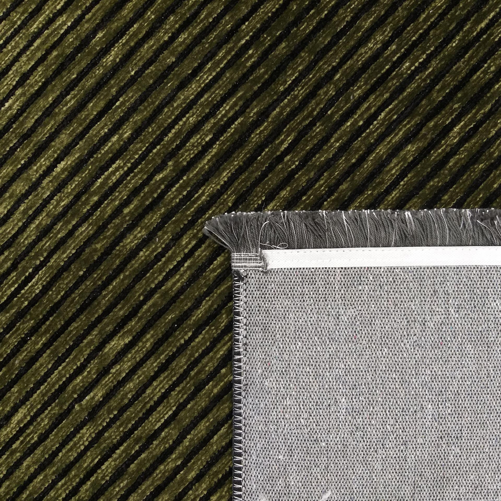 

Dywan DIAMOND 01 GREEN zielony 80 x 300 cm