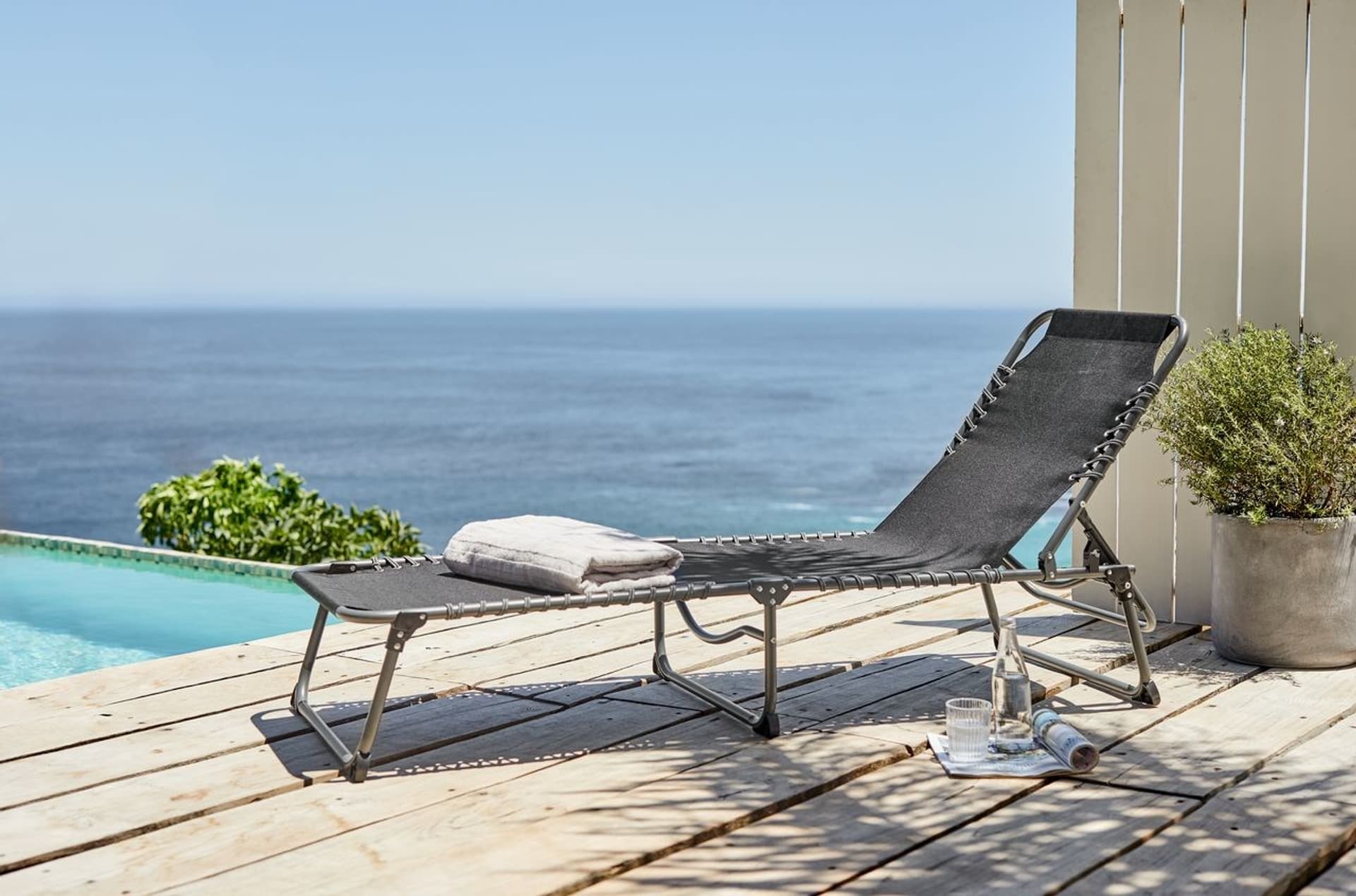 

Leżak ogrodowy HALDEN S58xW190 czarny