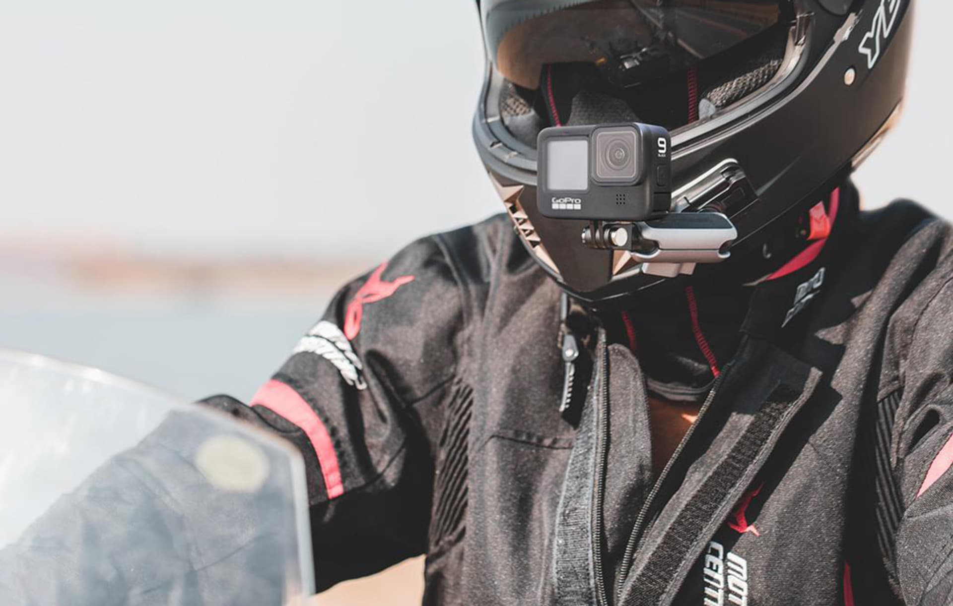 

Mocowanie samoprzylepne z szybkozłączką PGYTECH do kamer sportowych (P-GM-126)