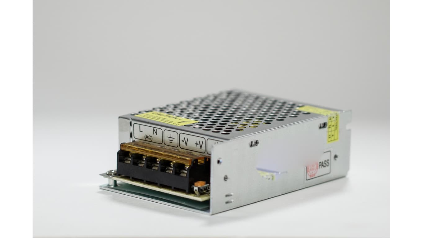 

Zasilacz LED siatkowy 12V DC 60W ZSL-60-12 LDX10000117