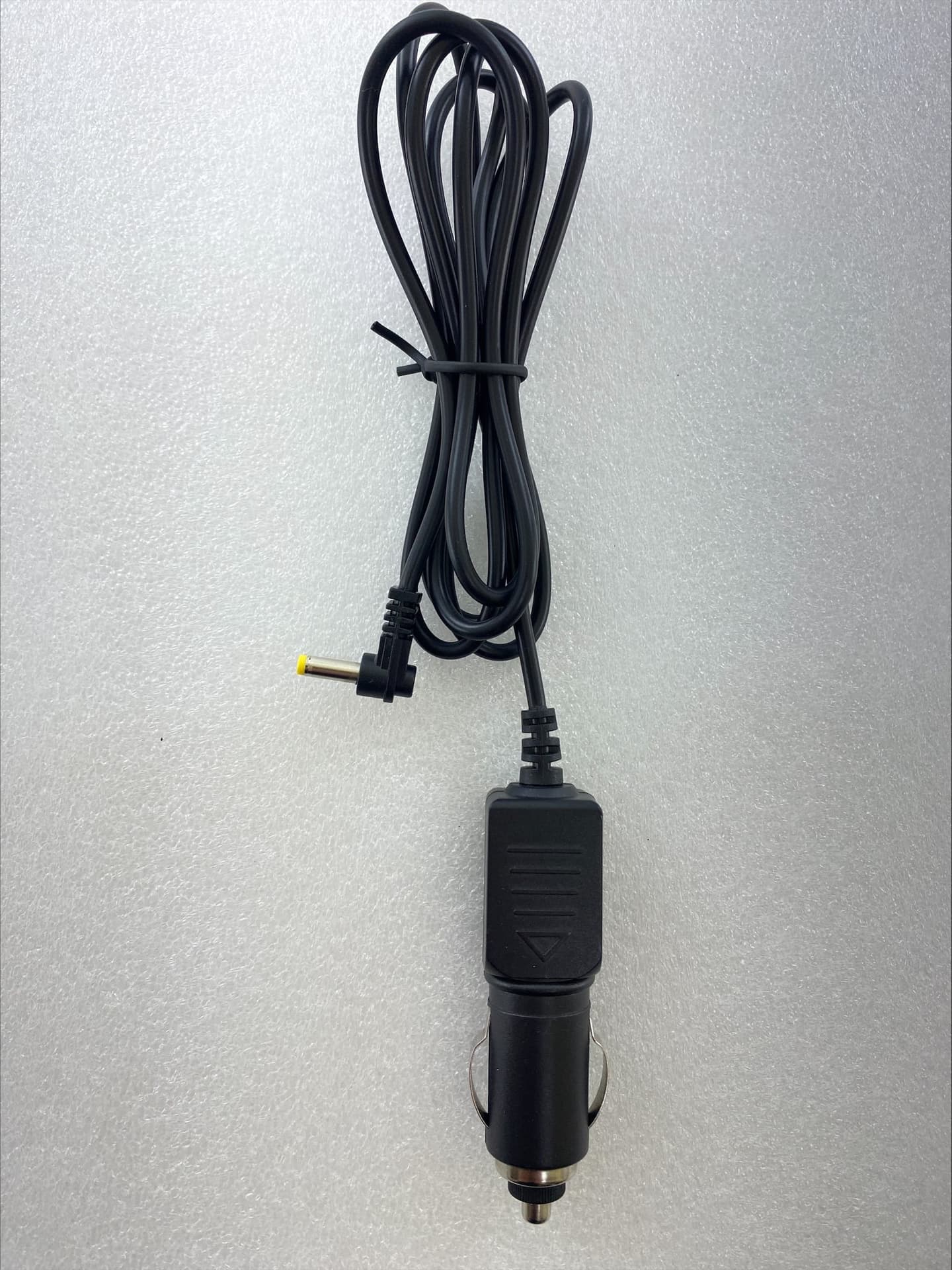 

Kabel zasilający samochodowy 12-24V 3A do gniazda zapalniczki